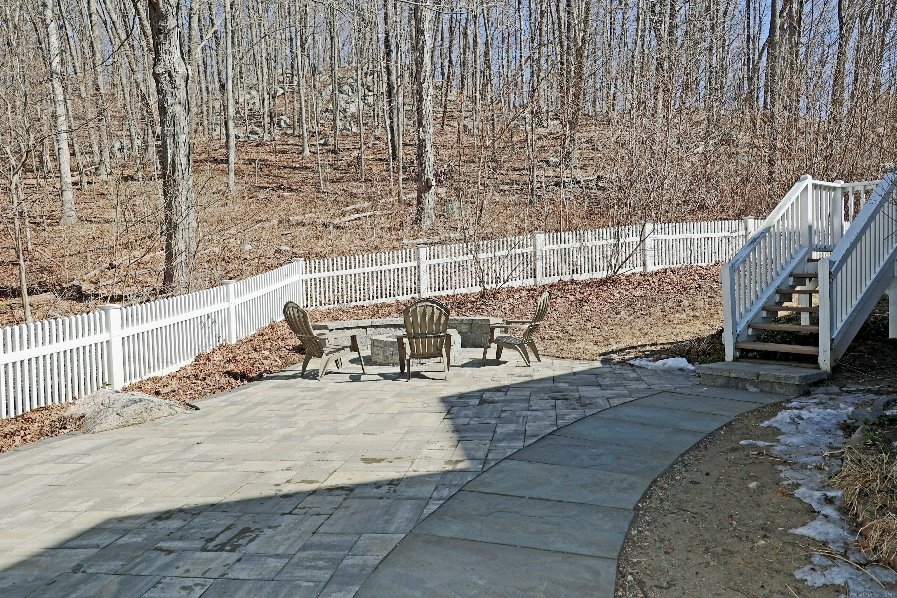 11 Limekiln Road