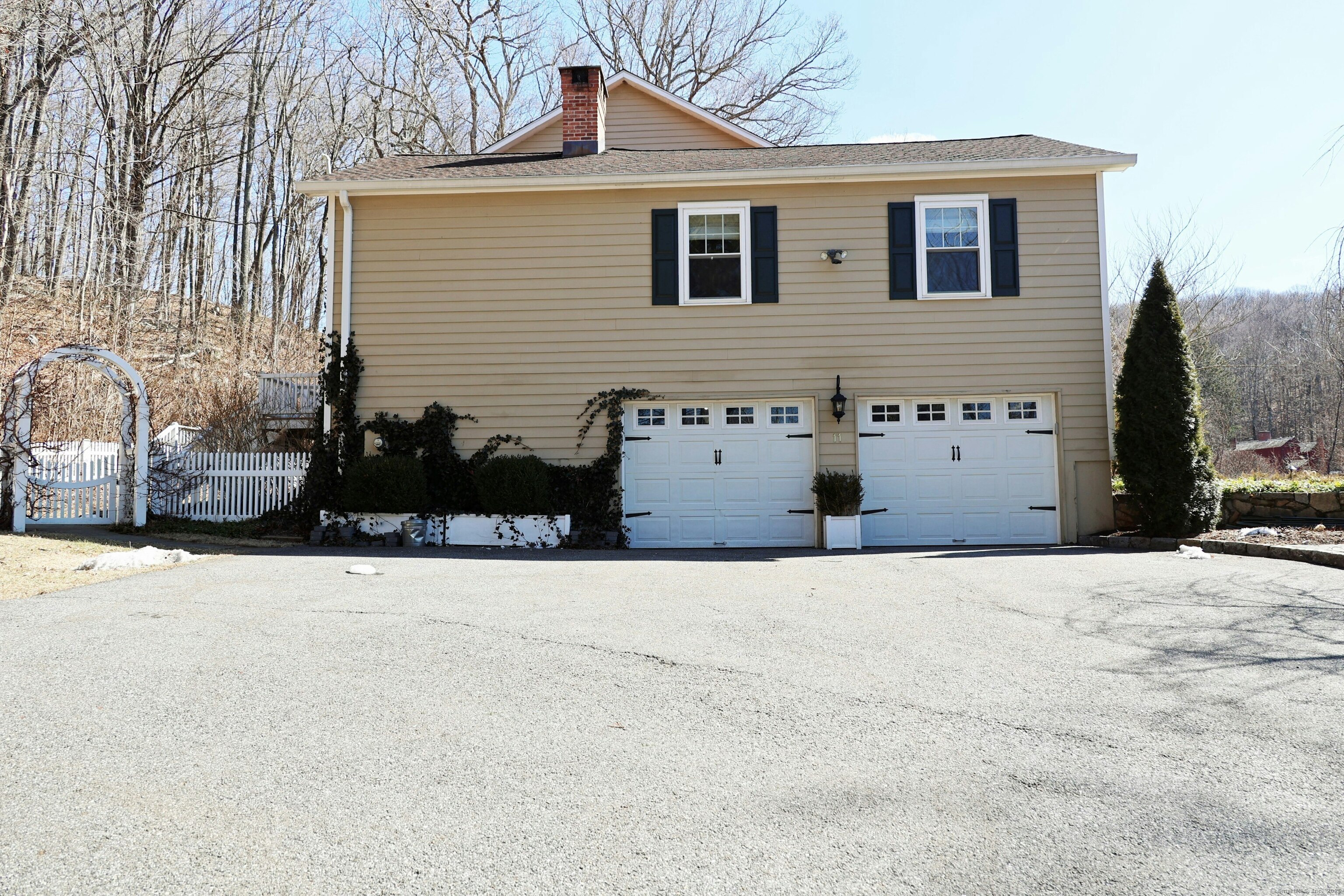 11 Limekiln Road