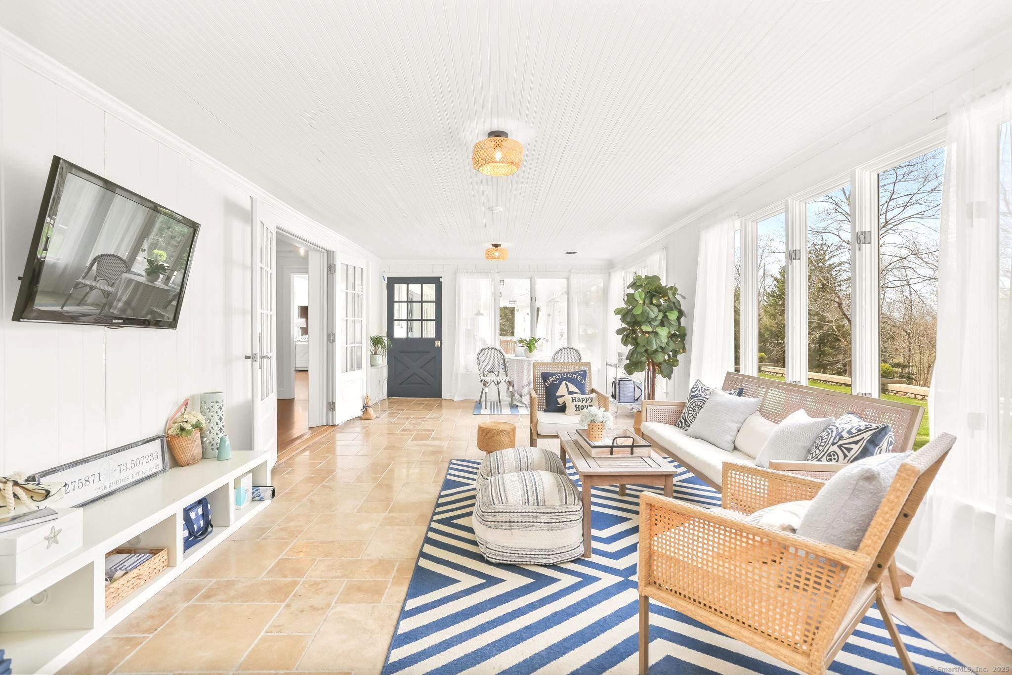 47 Peaceable Street