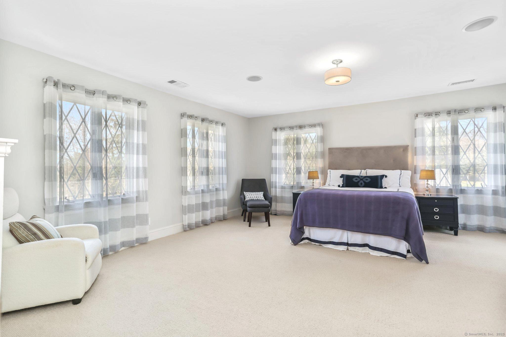 47 Peaceable Street