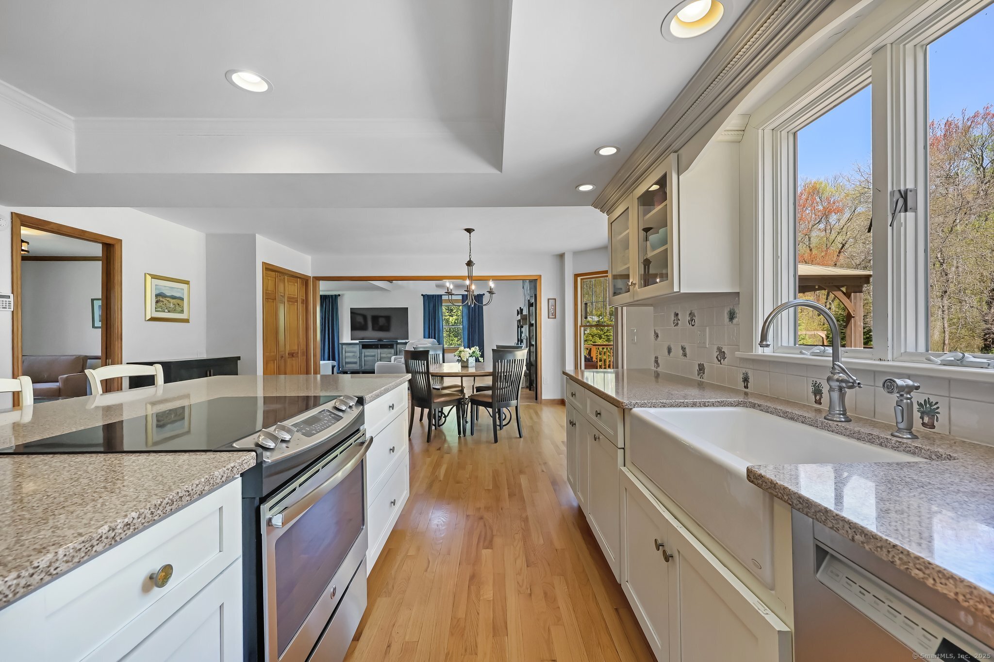4 Walnut Ridge Road