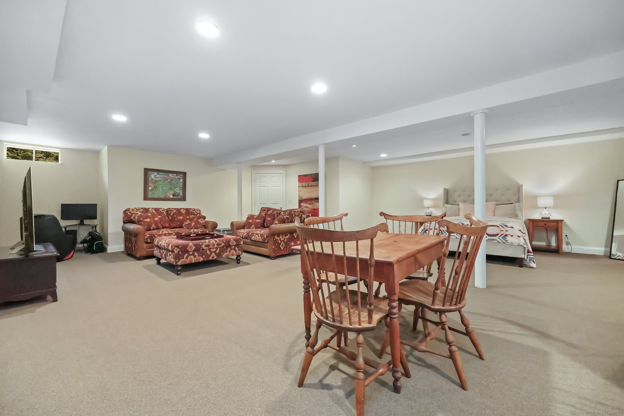4 Walnut Ridge Road