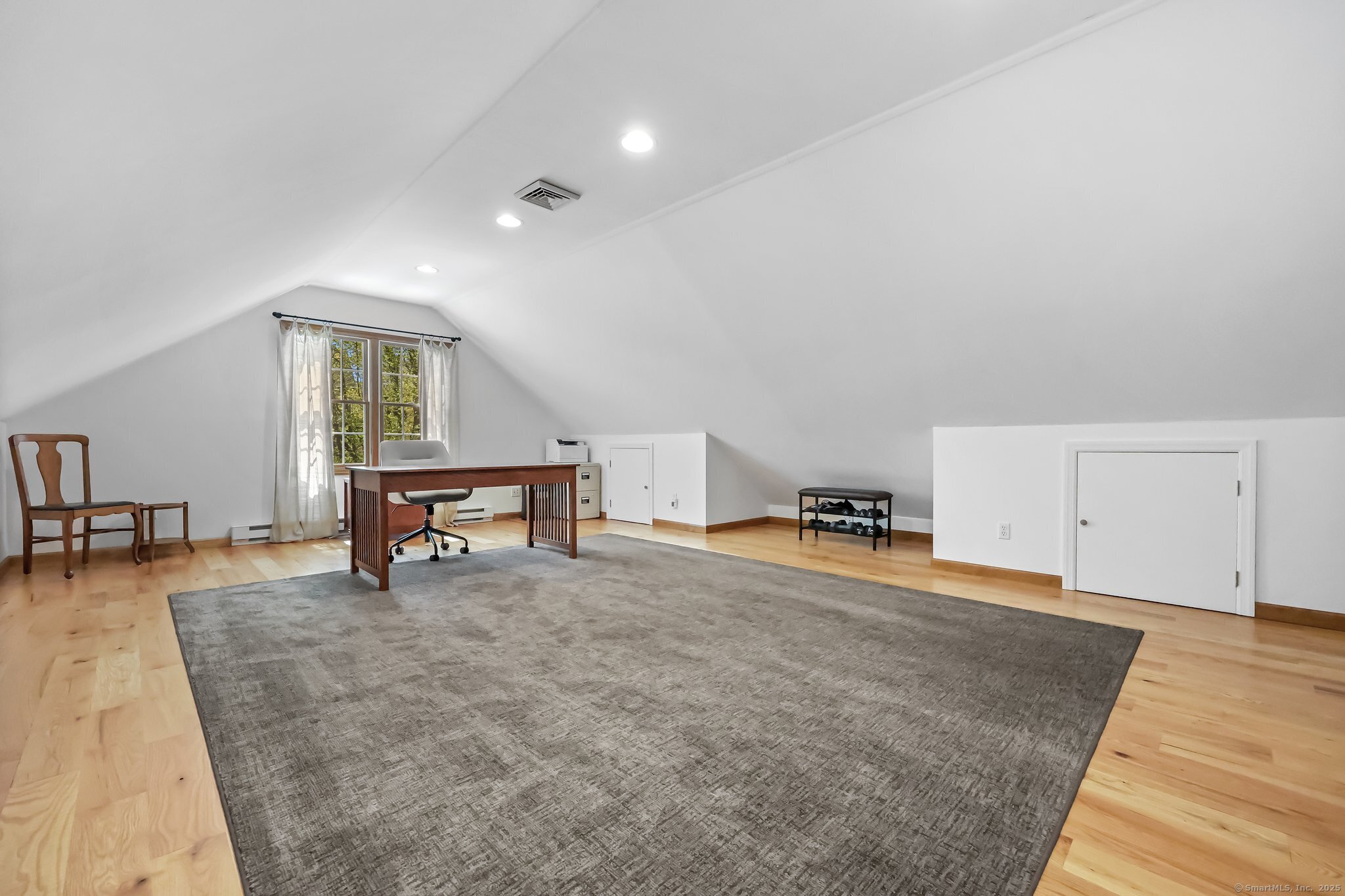 4 Walnut Ridge Road