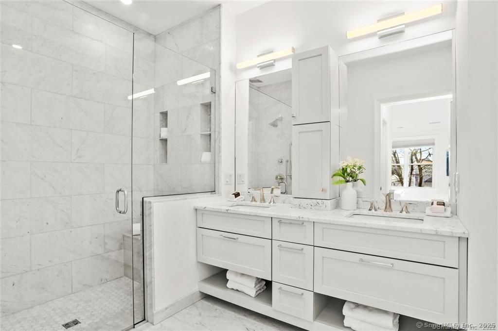 302 Gramercy Park 302