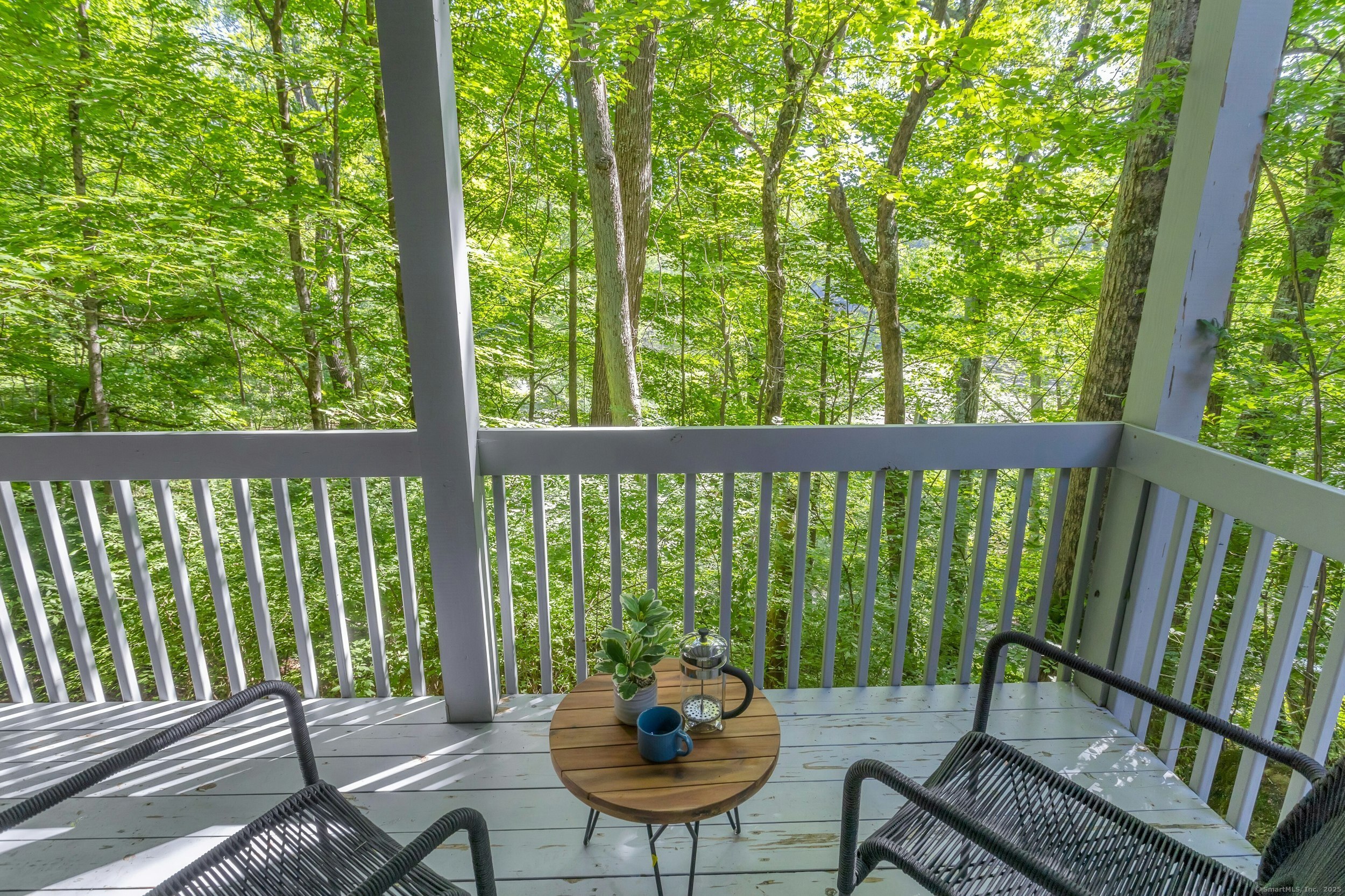 73 Lakeside Drive