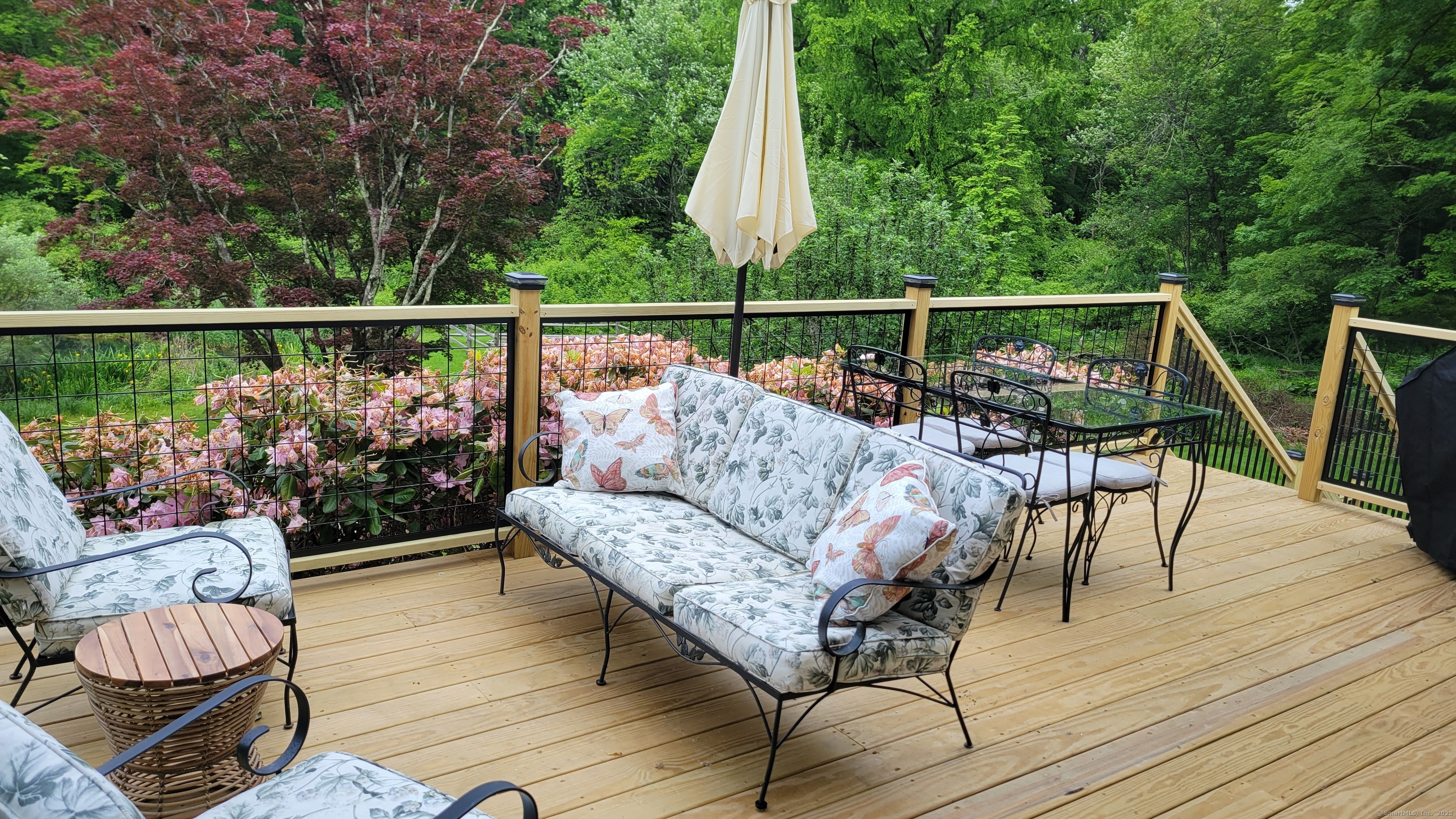 81 West Mountain Road