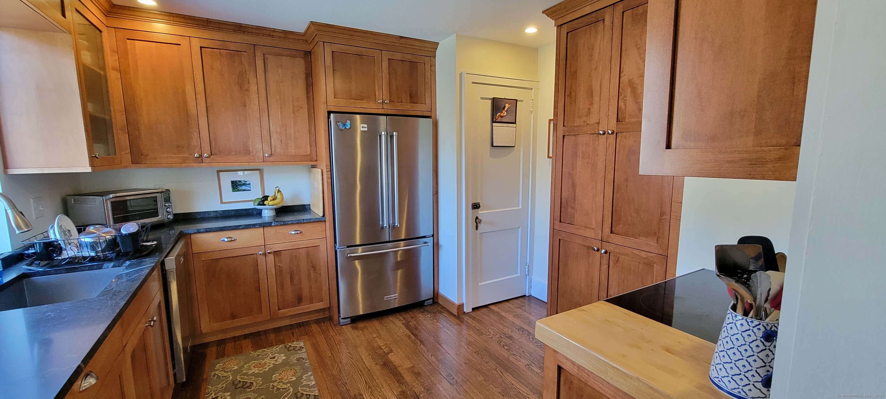81 West Mountain Road