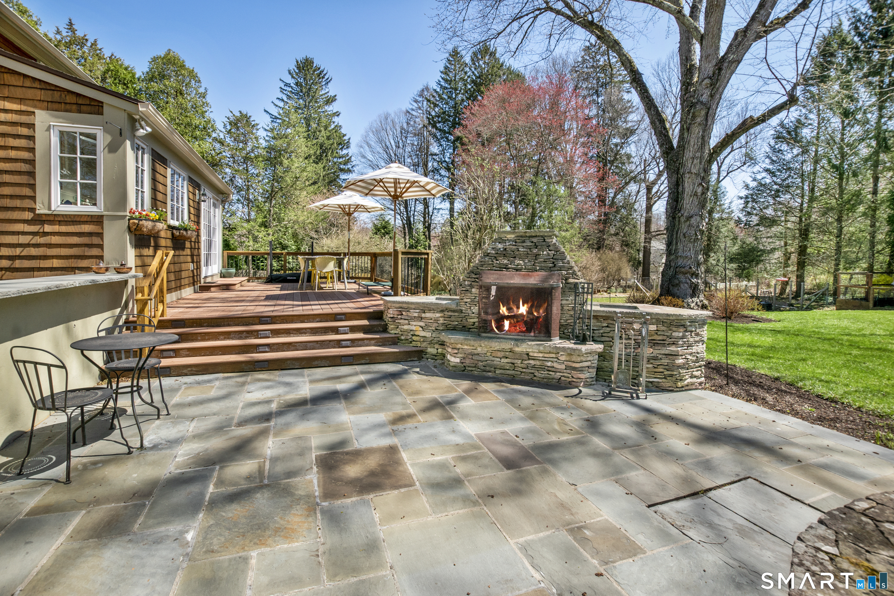 87 Cedar Lane