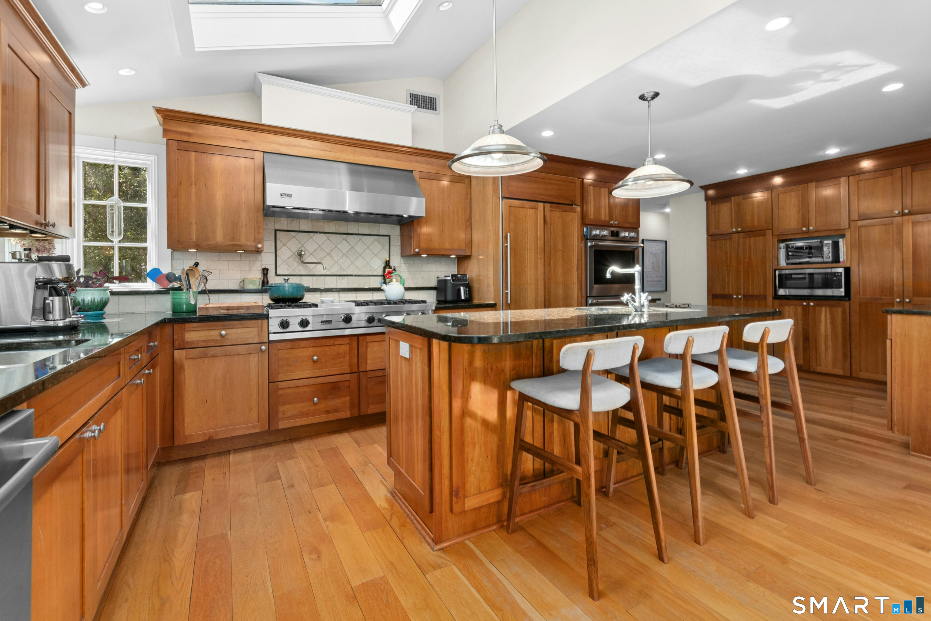 87 Cedar Lane