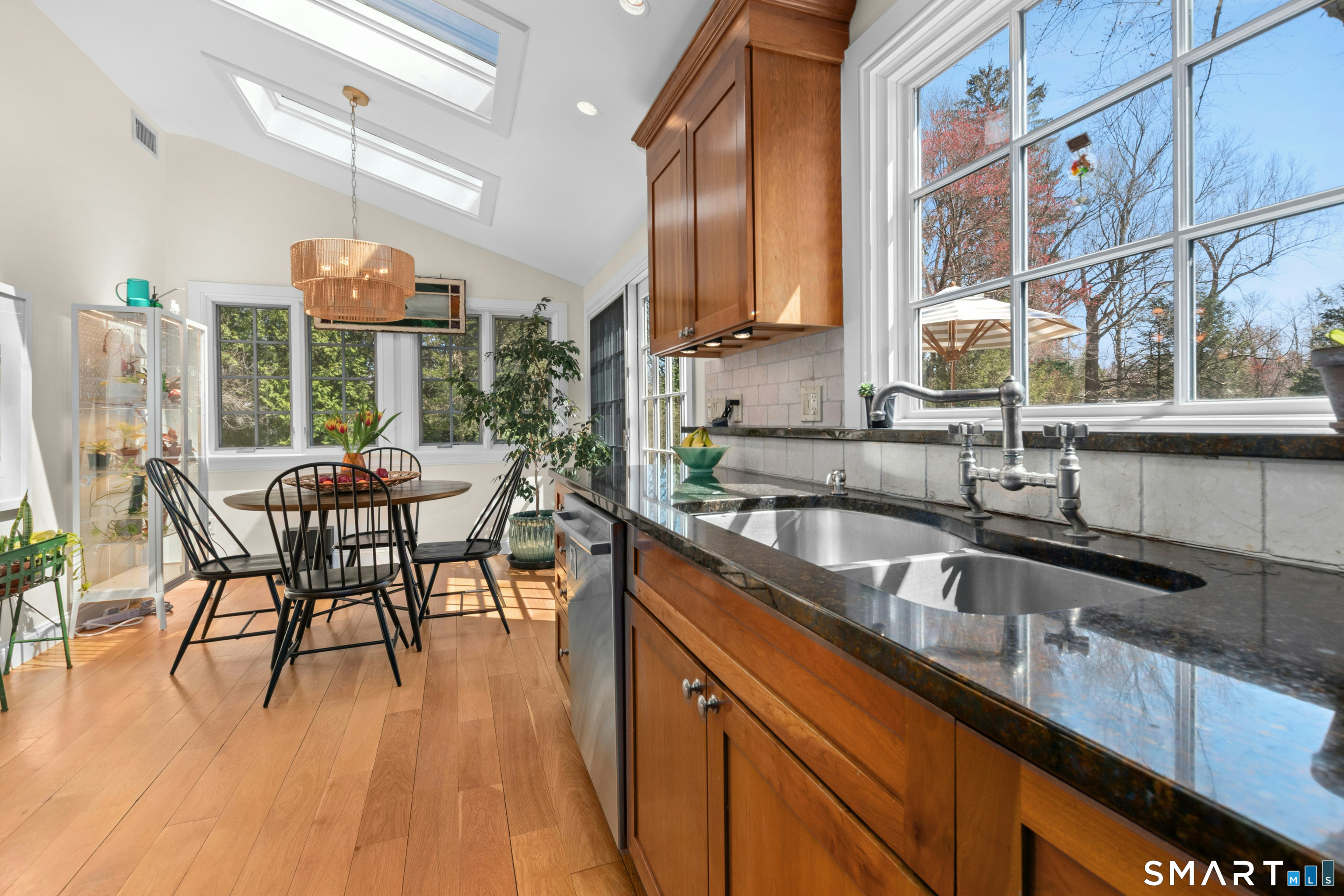 87 Cedar Lane