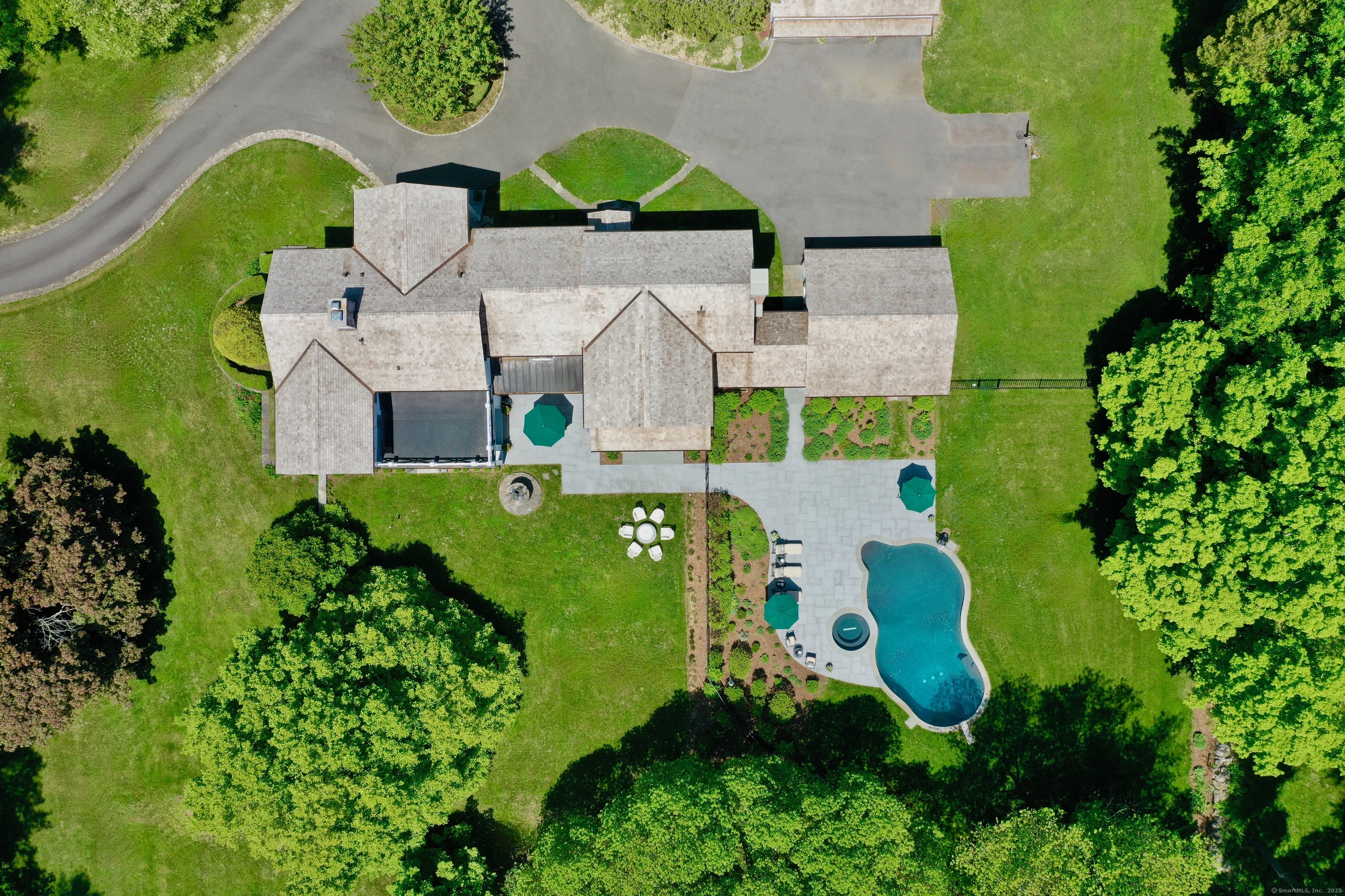 1191 Oenoke Ridge