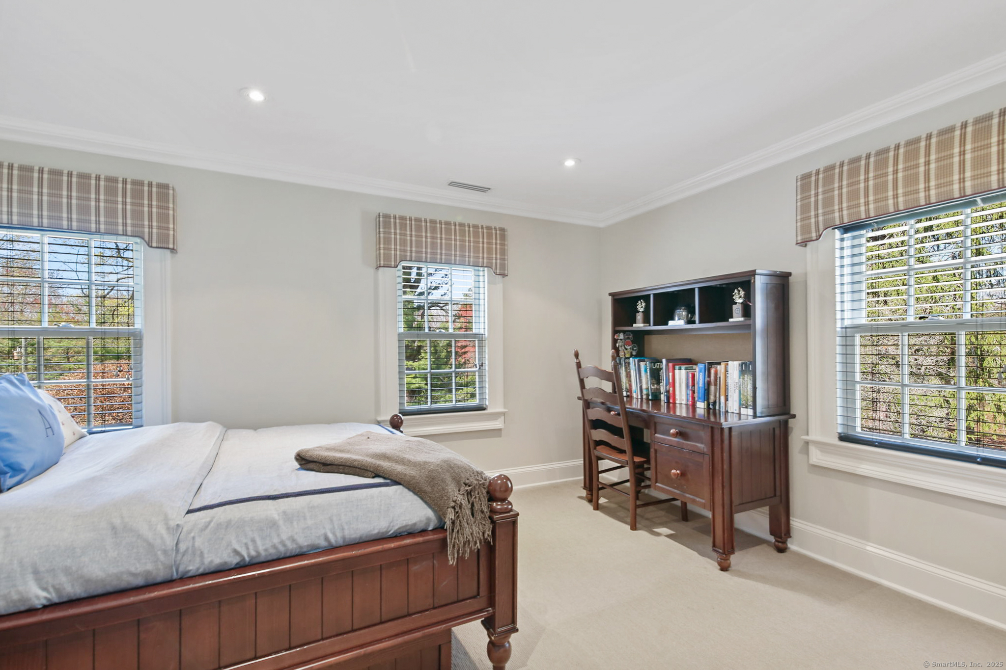 1191 Oenoke Ridge