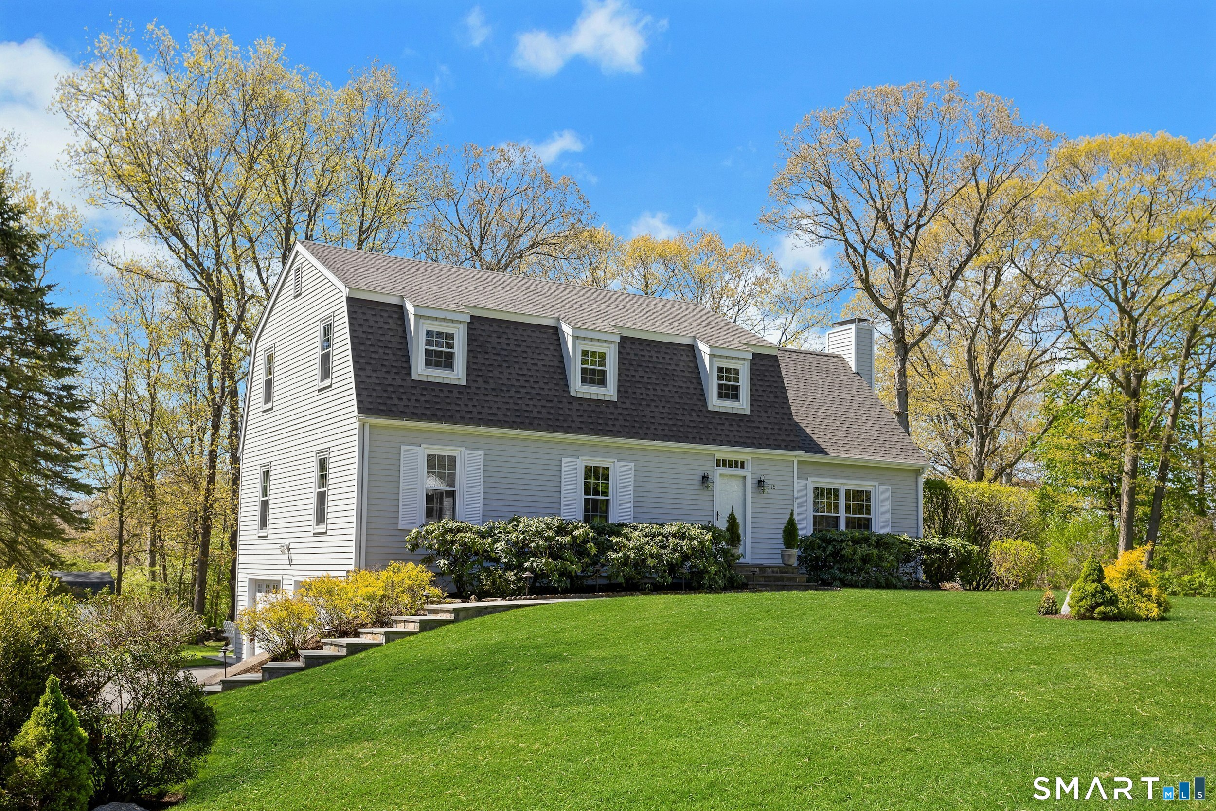 15 Serfilippi Lane