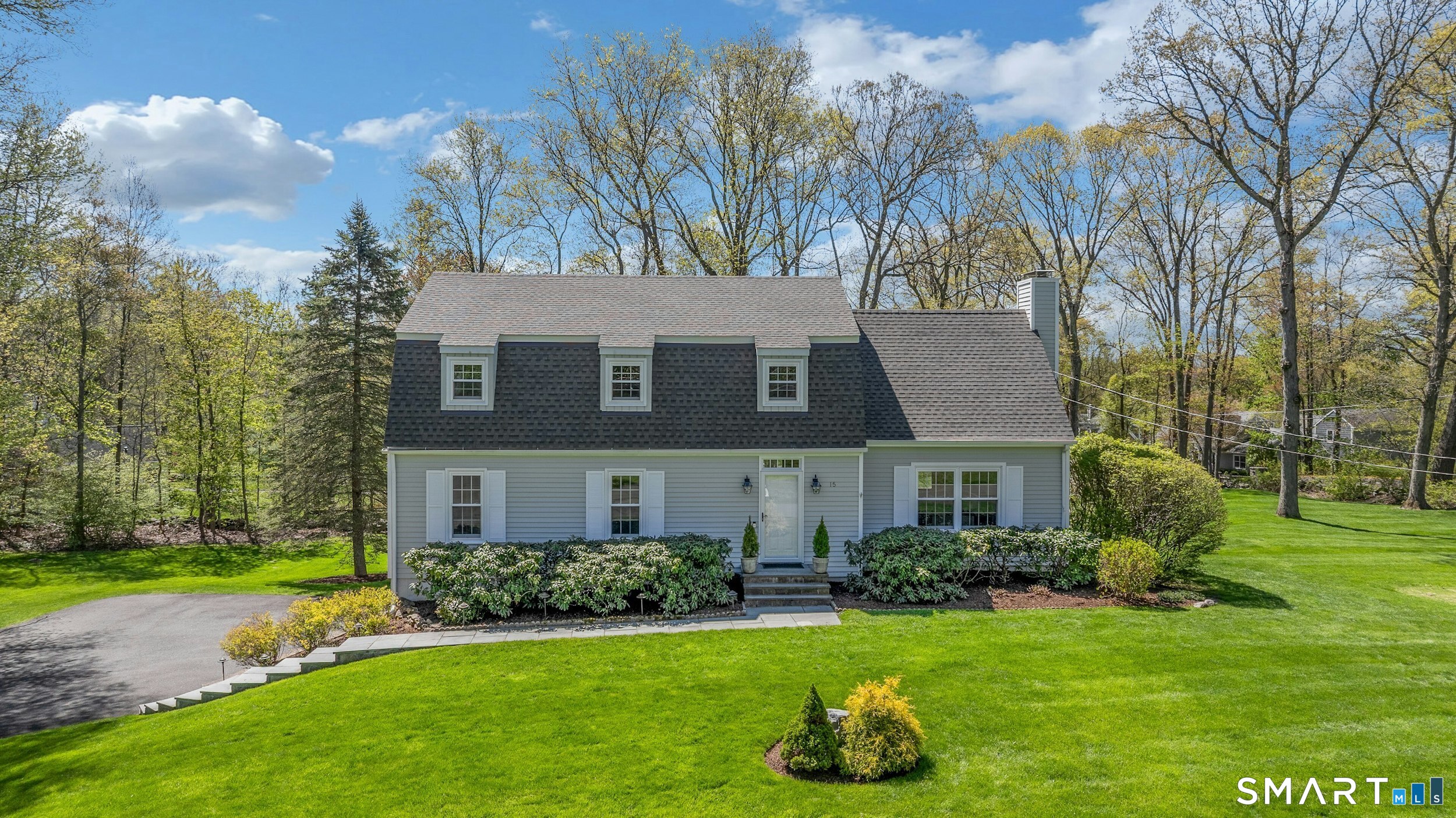 15 Serfilippi Lane