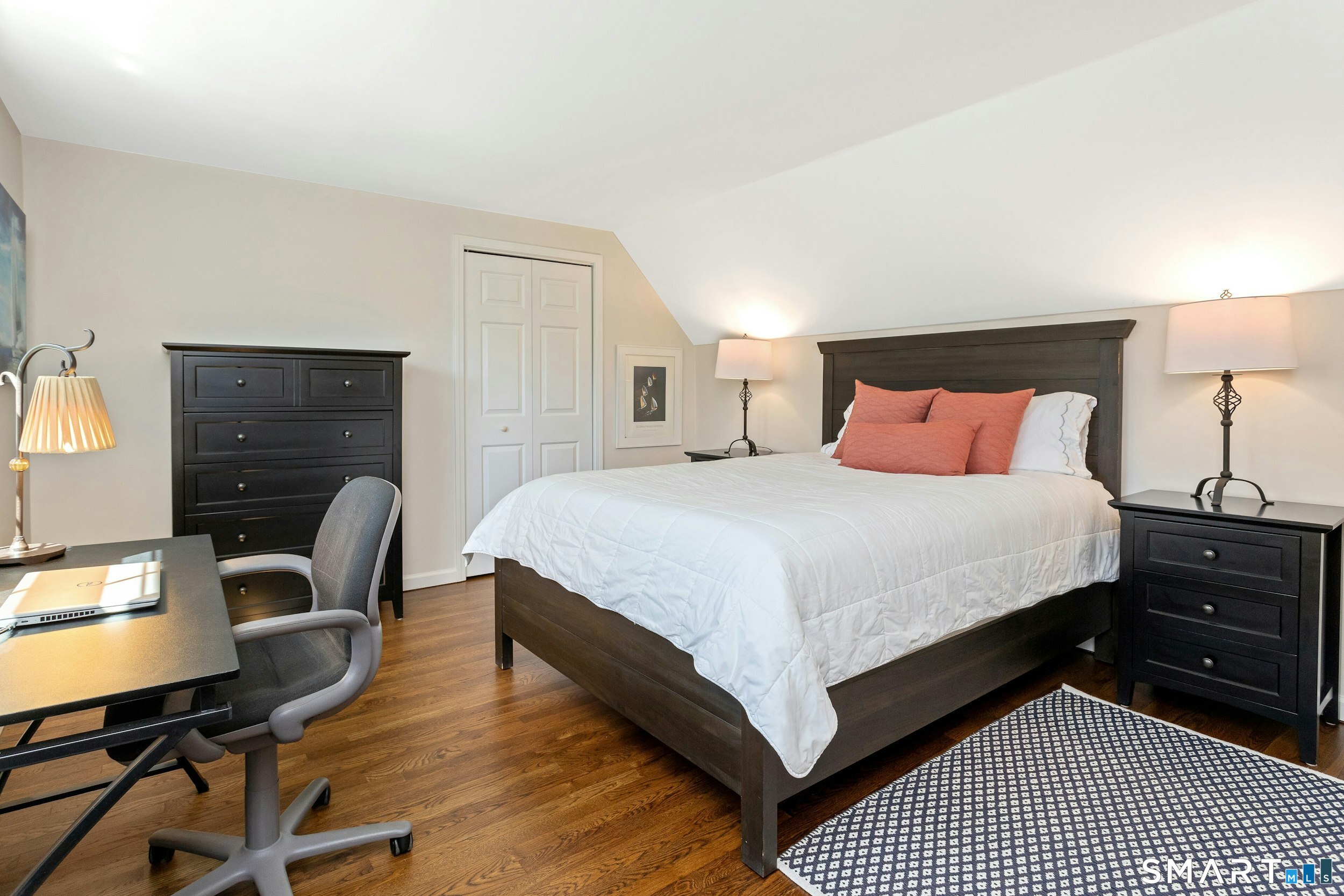 15 Serfilippi Lane