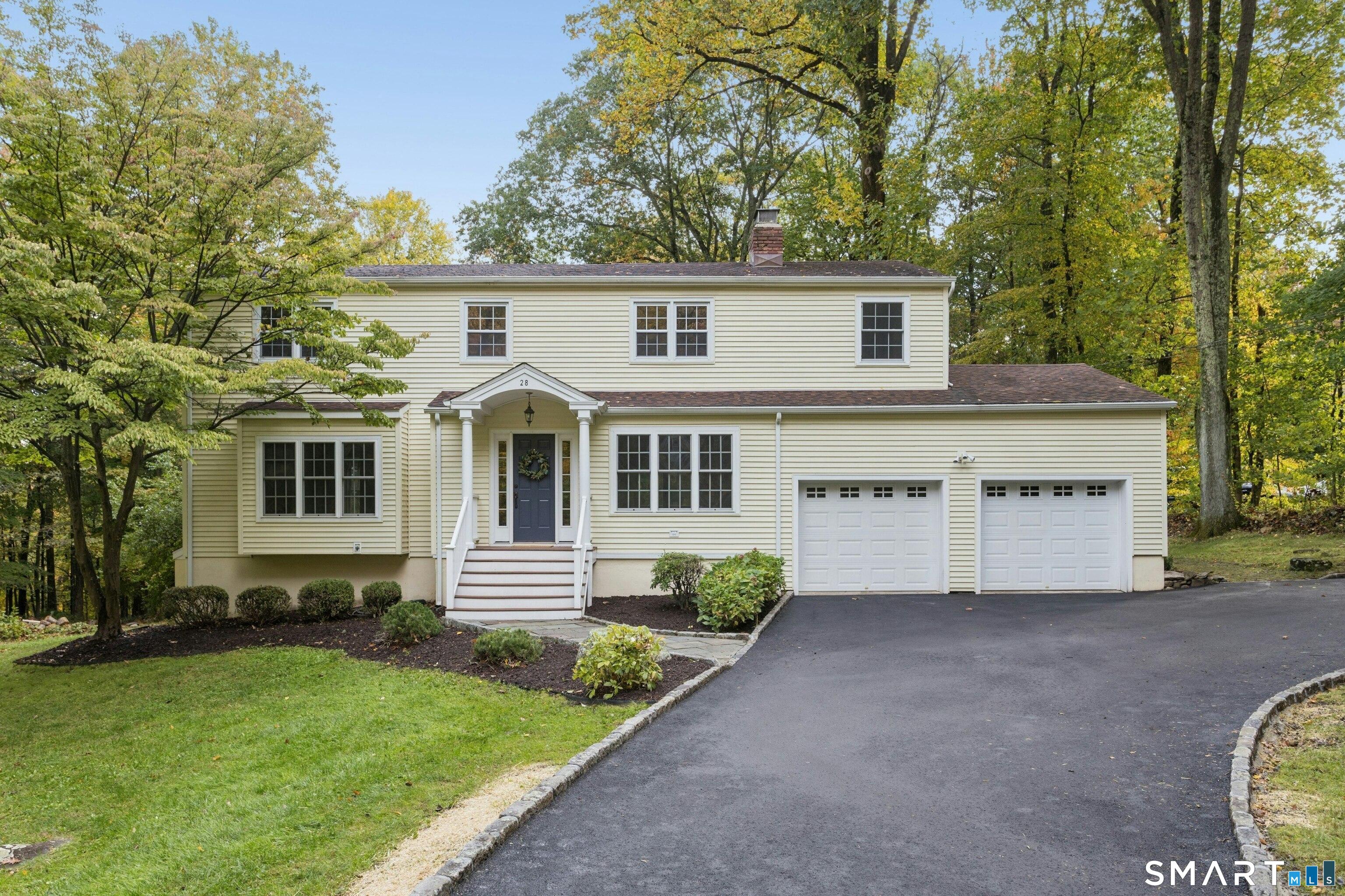 28 Caudatowa Drive Ridgefield CT