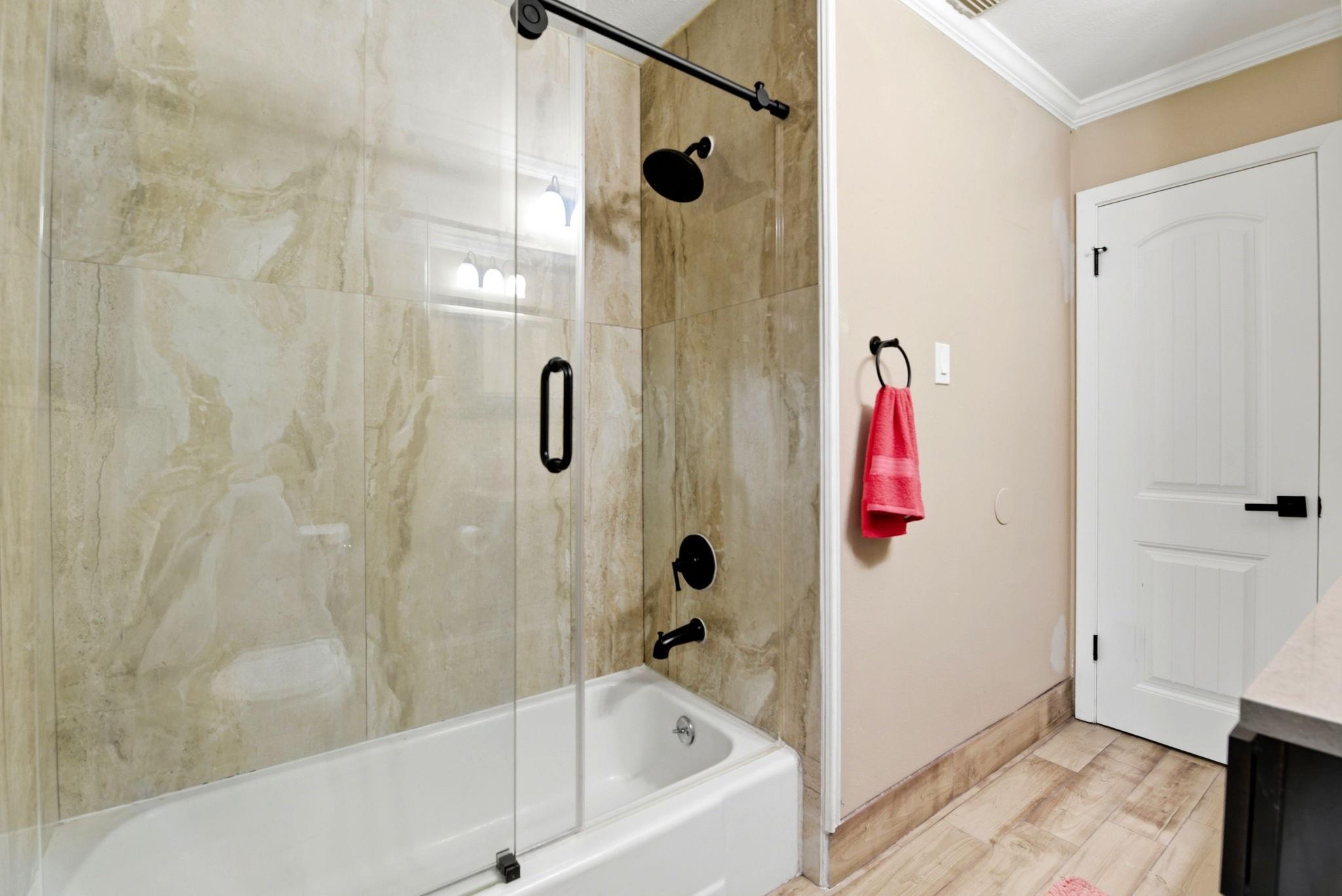 5714 Nina Lee Lane