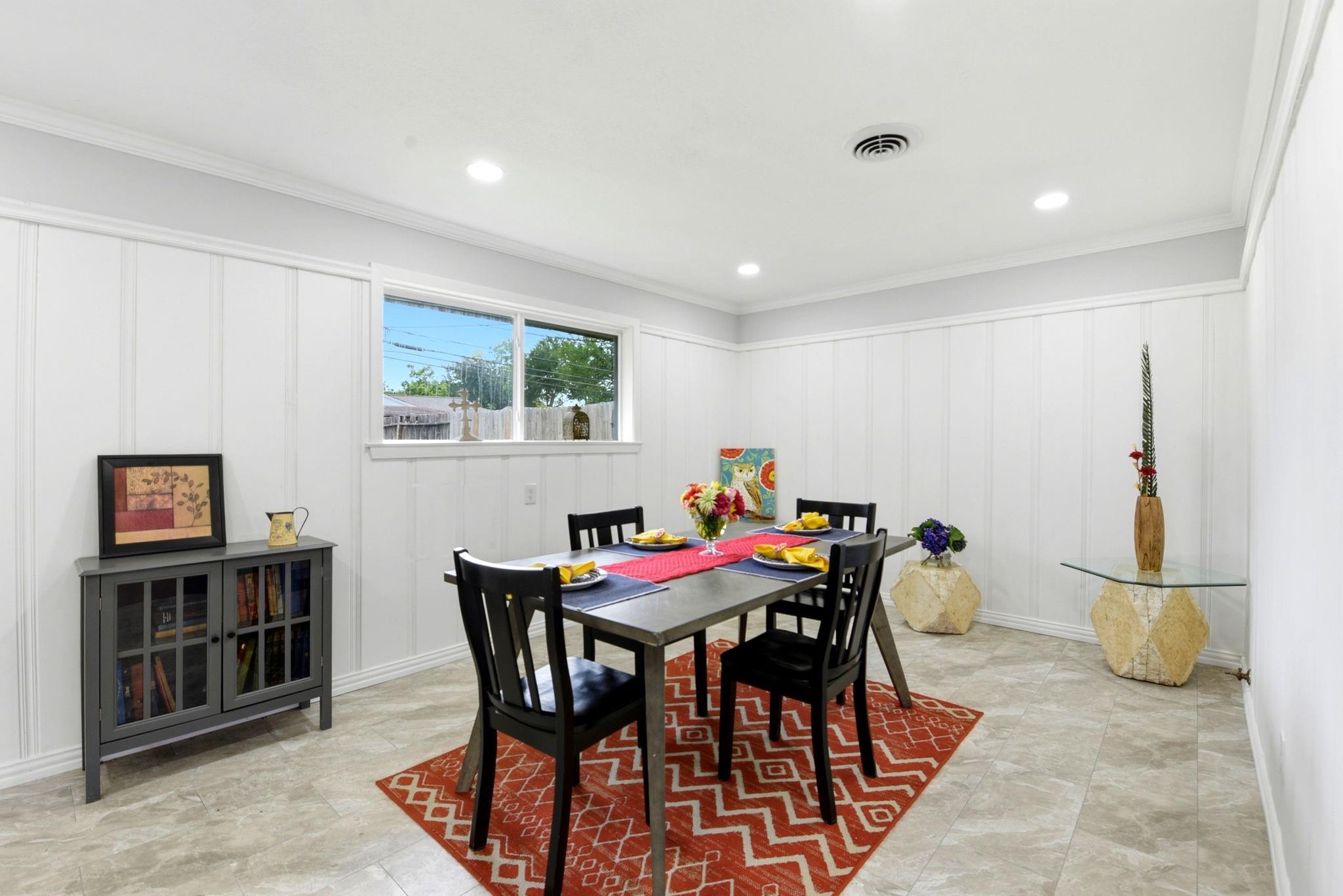 5714 Nina Lee Lane