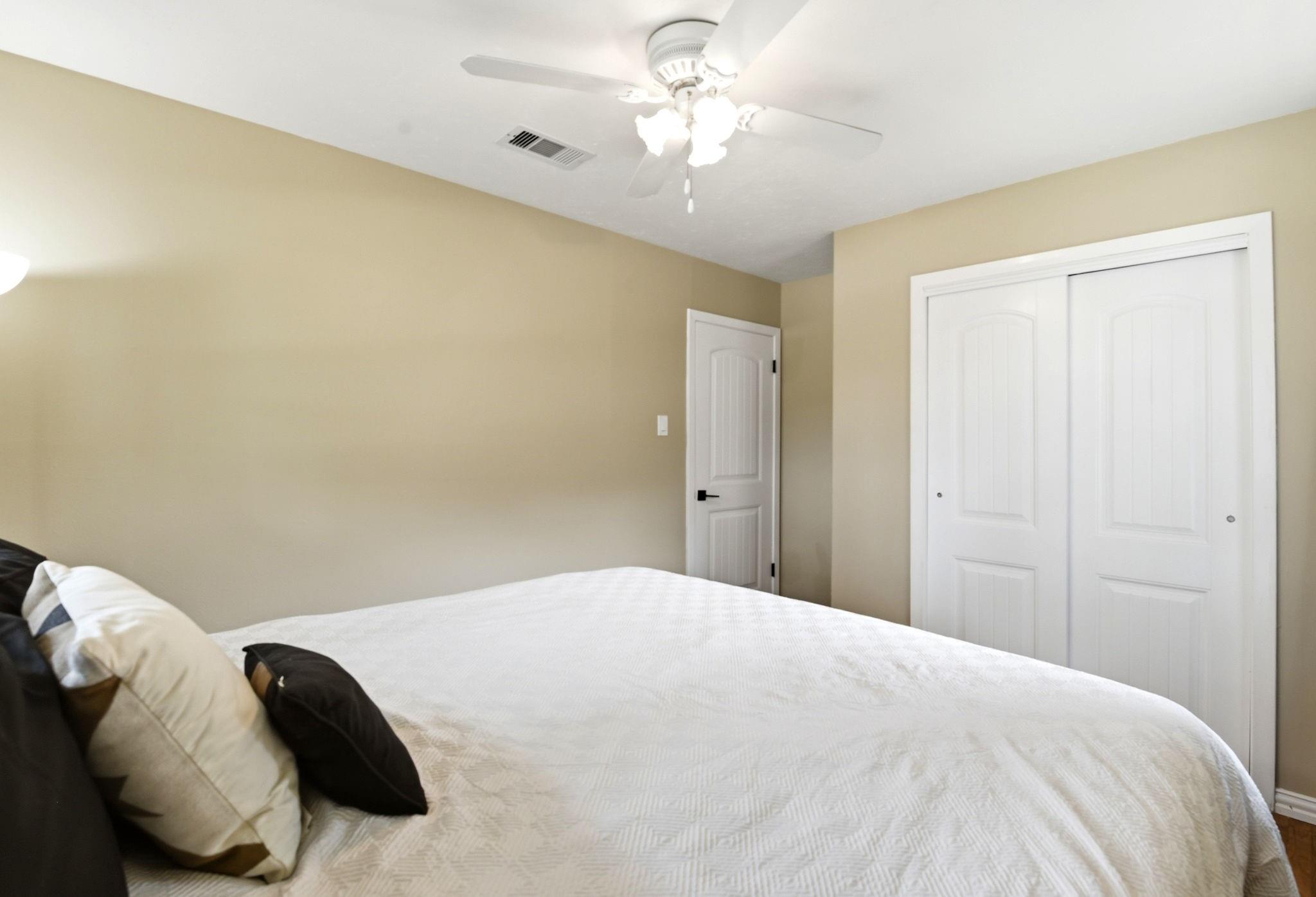 5714 Nina Lee Lane