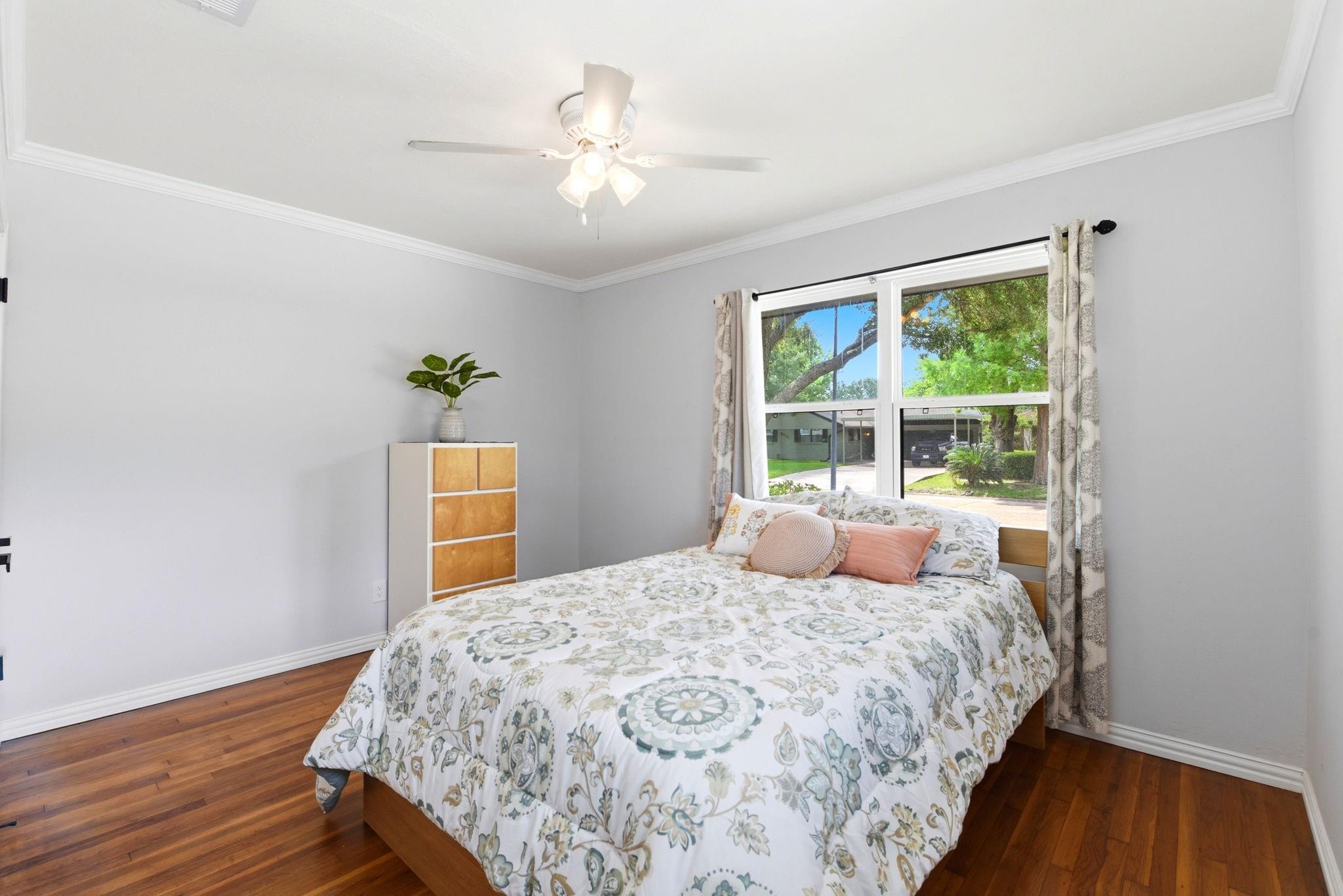 5714 Nina Lee Lane