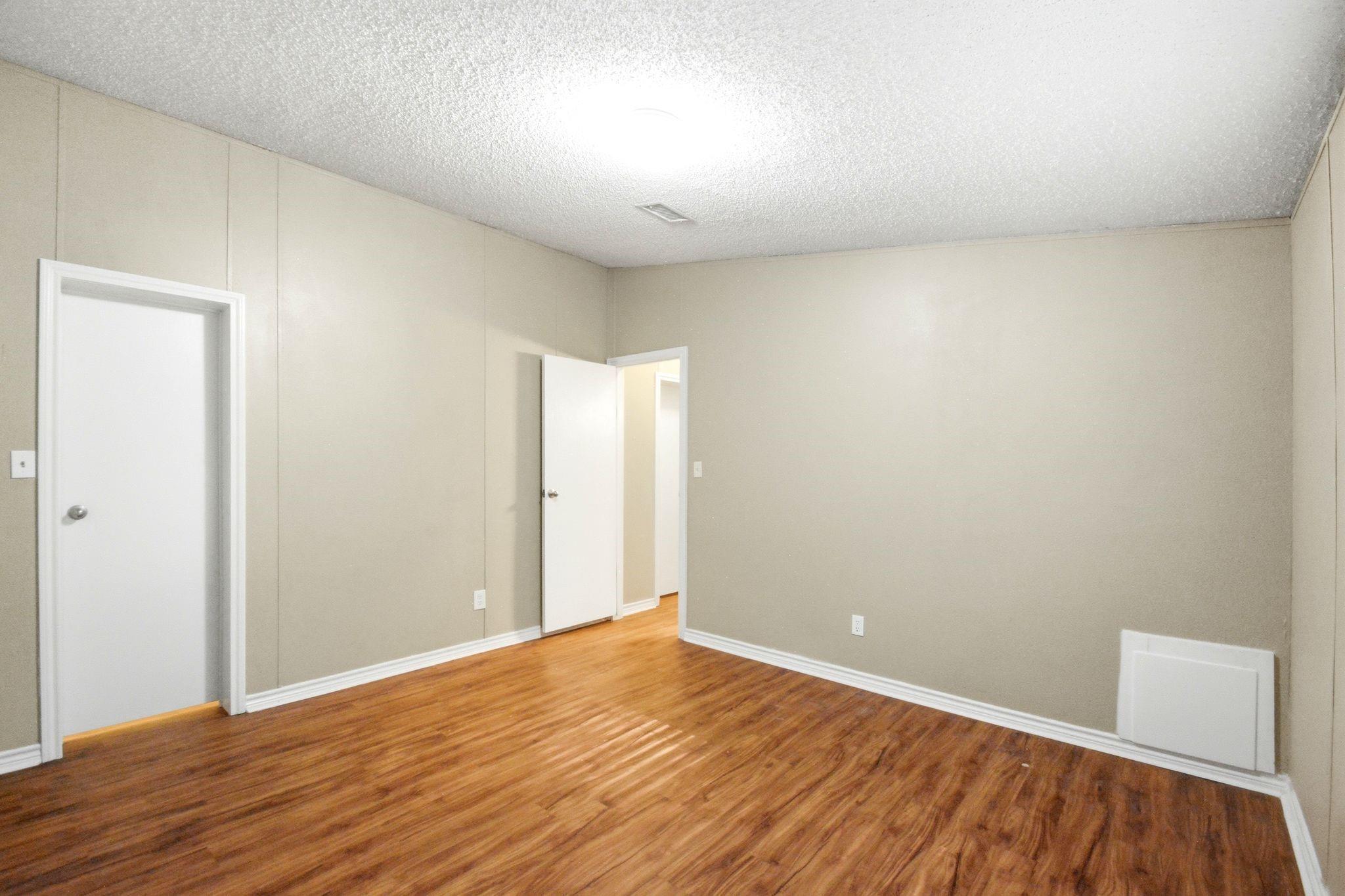 290 Monticello Street