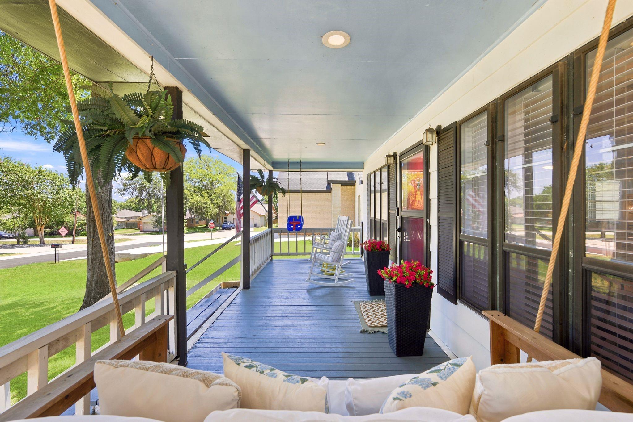 10707 Hillside Drive