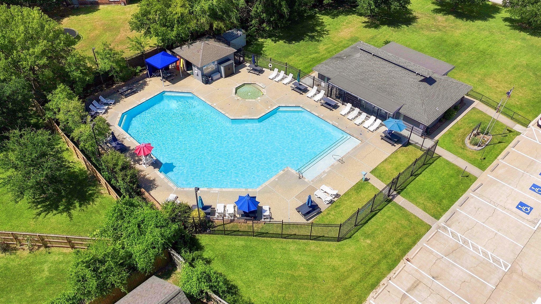 10707 Hillside Drive