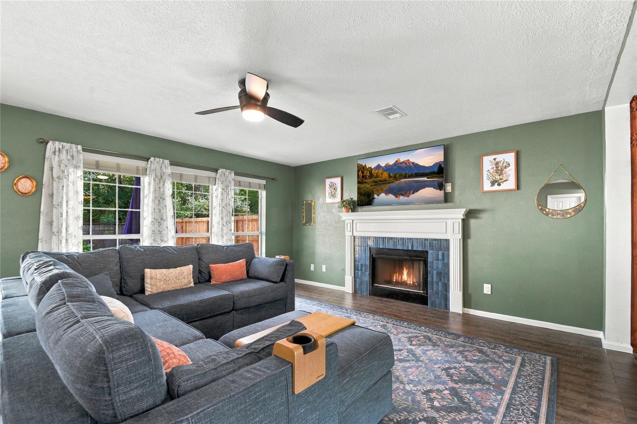 309 E Golden Arrow Circle