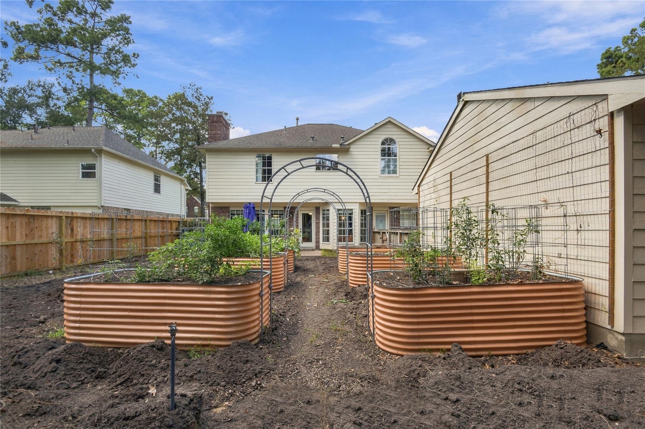 309 E Golden Arrow Circle