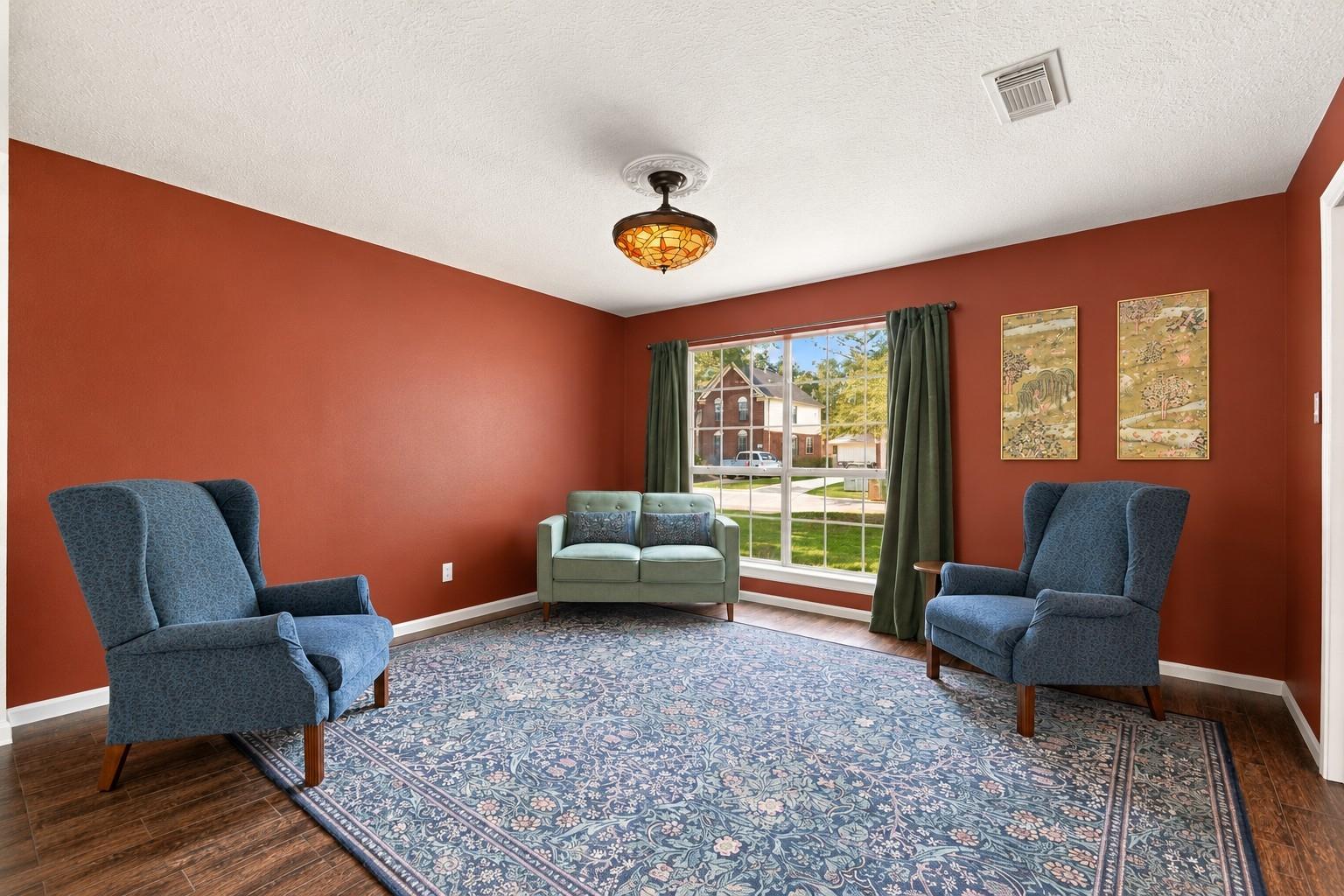 309 E Golden Arrow Circle