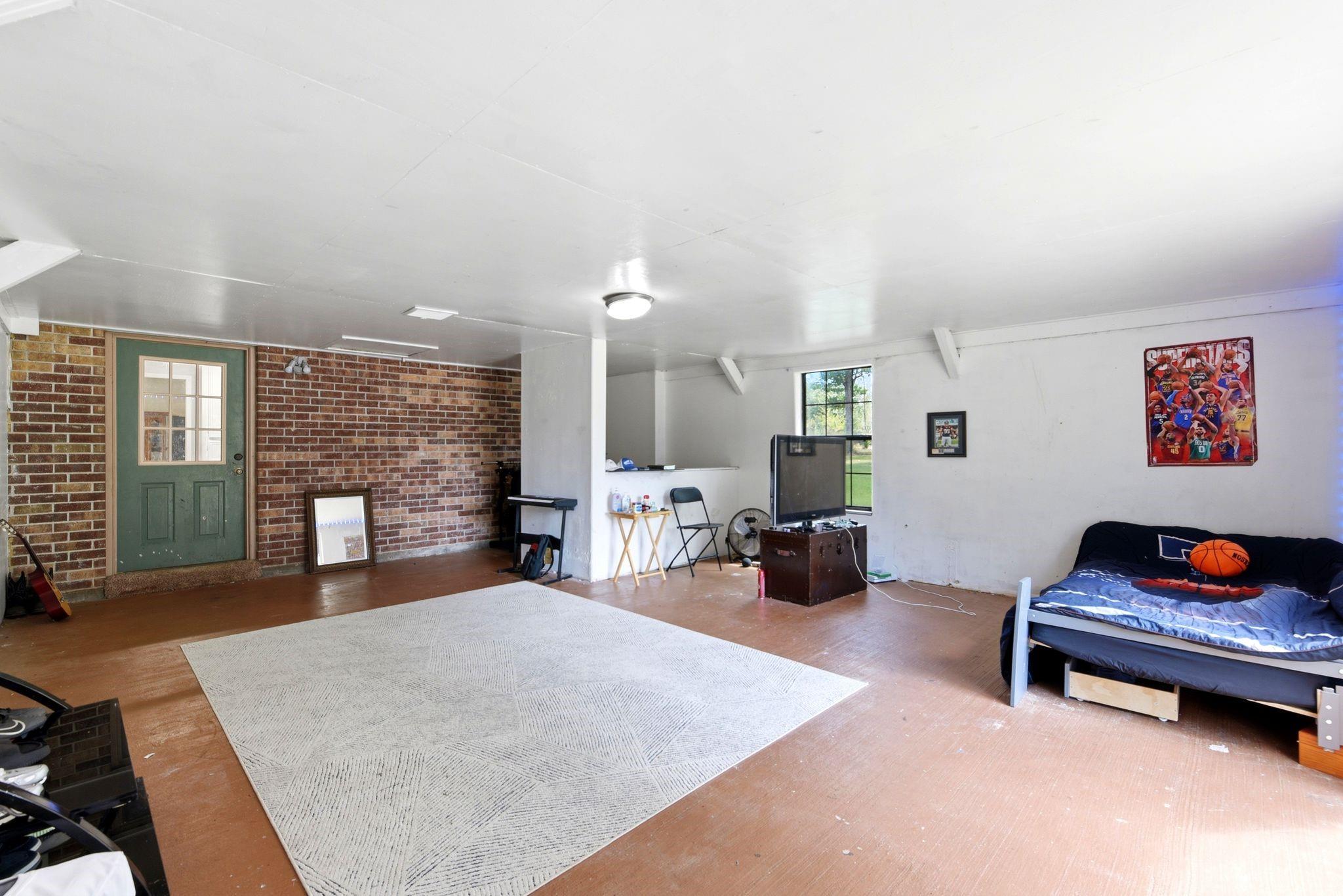 151 Parker Road Road