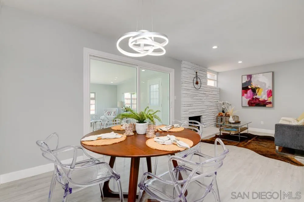 4568 Clairemont Dr
