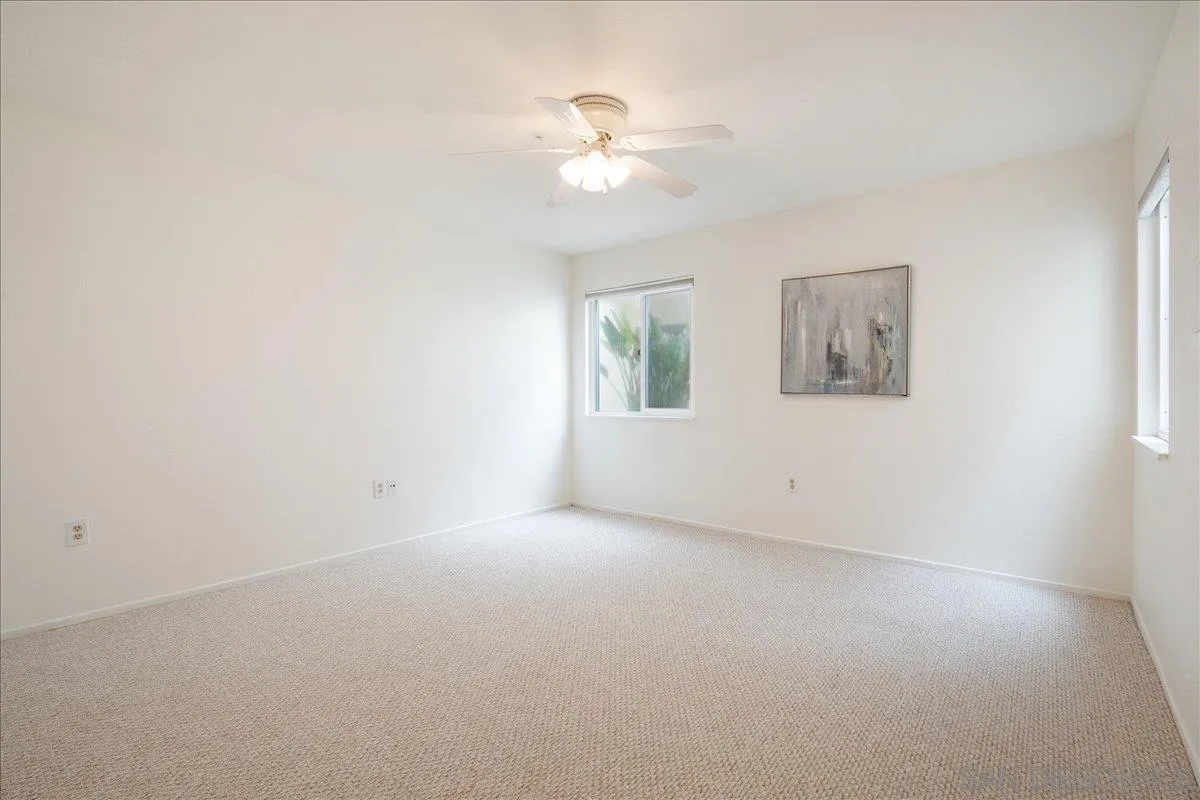 600 N The Strand Unit 51