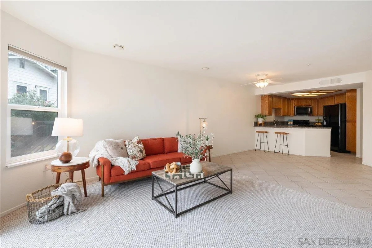 600 N The Strand Unit 51