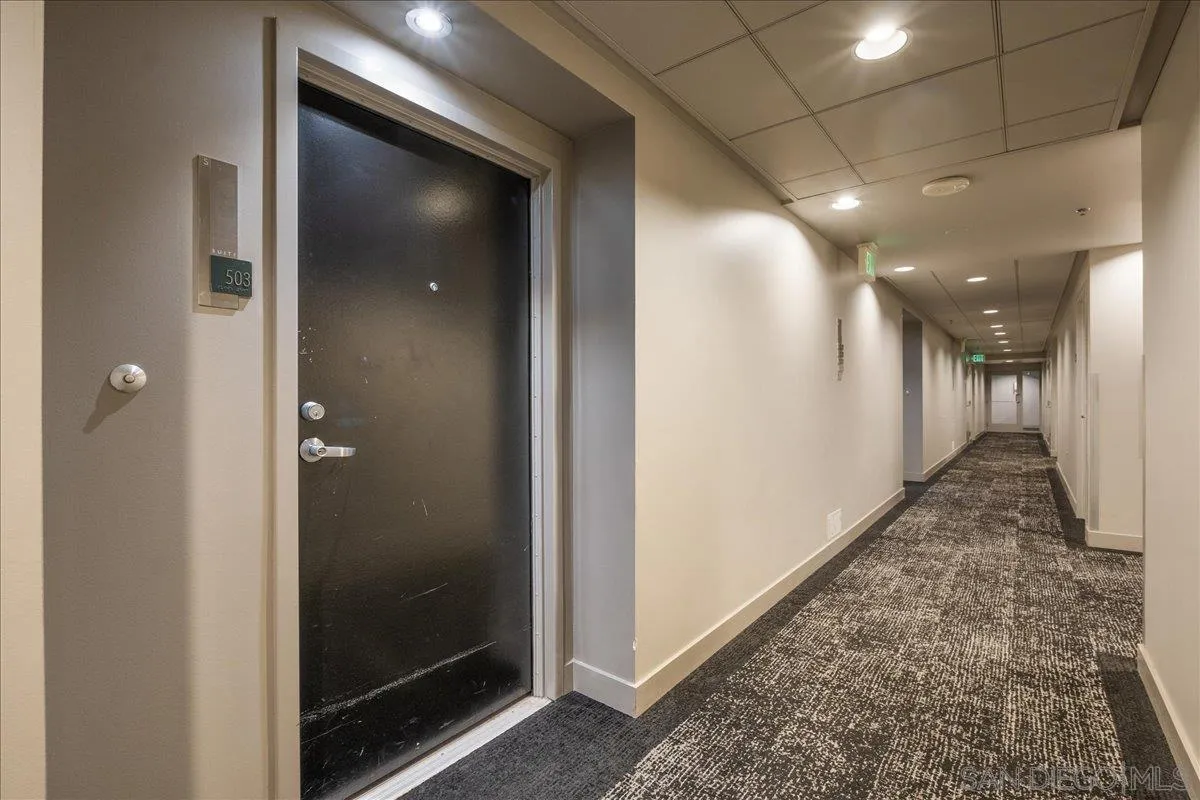 425 W W Beech St Unit 503, San Diego Unit: 503