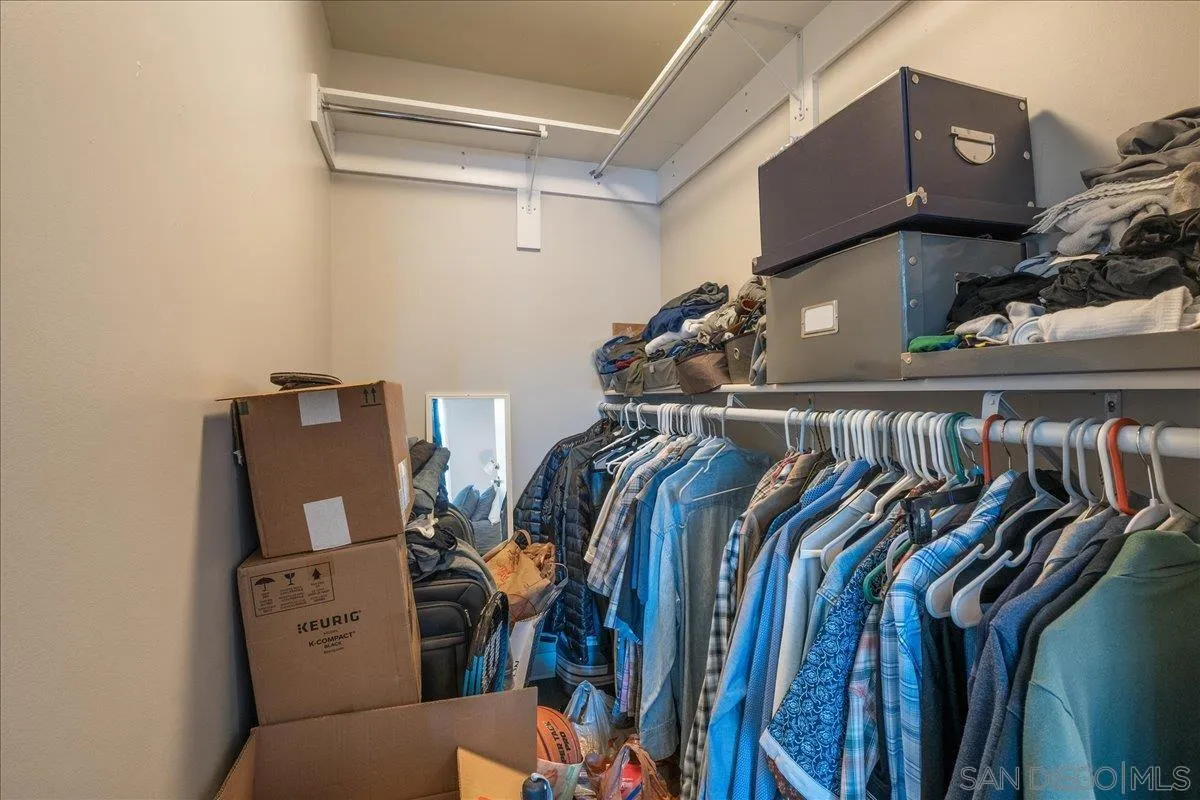 425 W W Beech St Unit 503, San Diego Unit: 503