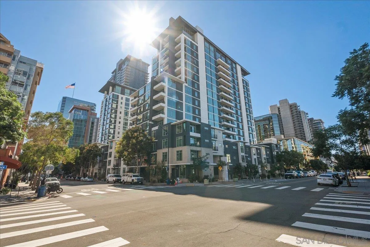 425 W W Beech St Unit 503, San Diego Unit: 503