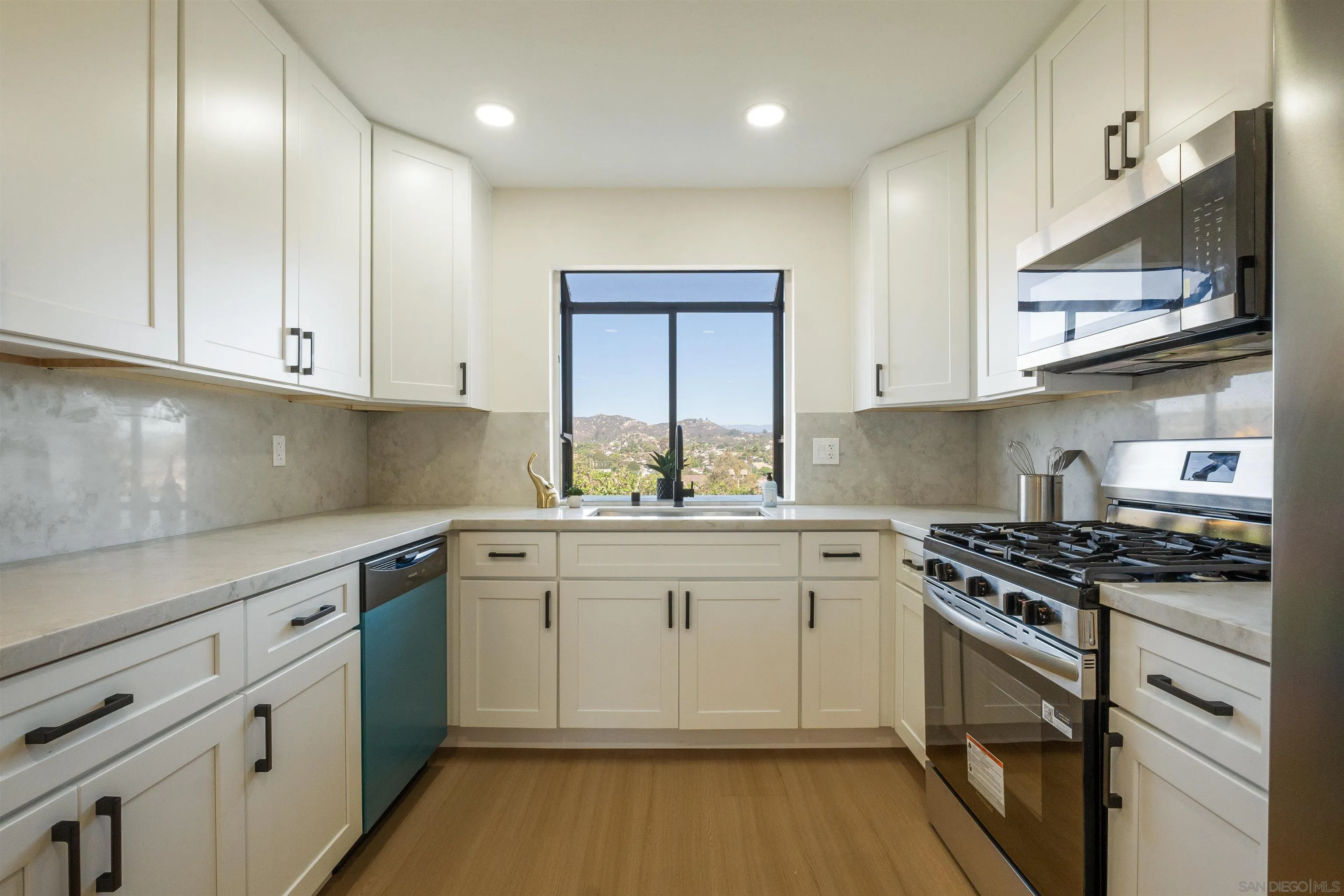 1477 Glen Avon, San Marcos