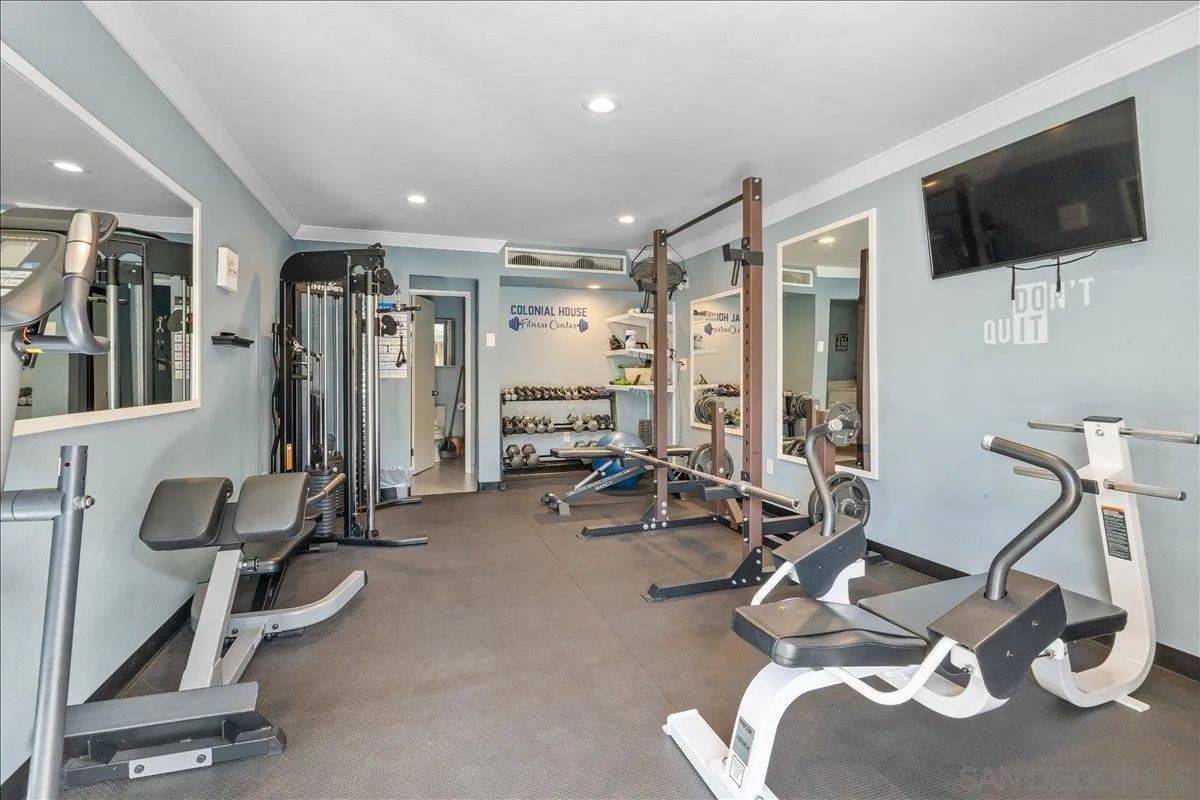 6927 Amherst St Unit 8, San Diego Unit: 8