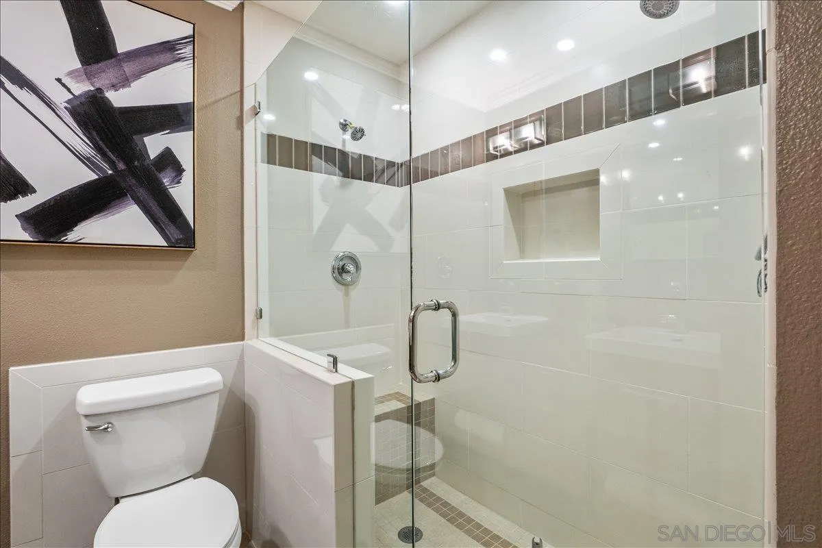 6927 Amherst St Unit 8, San Diego Unit: 8