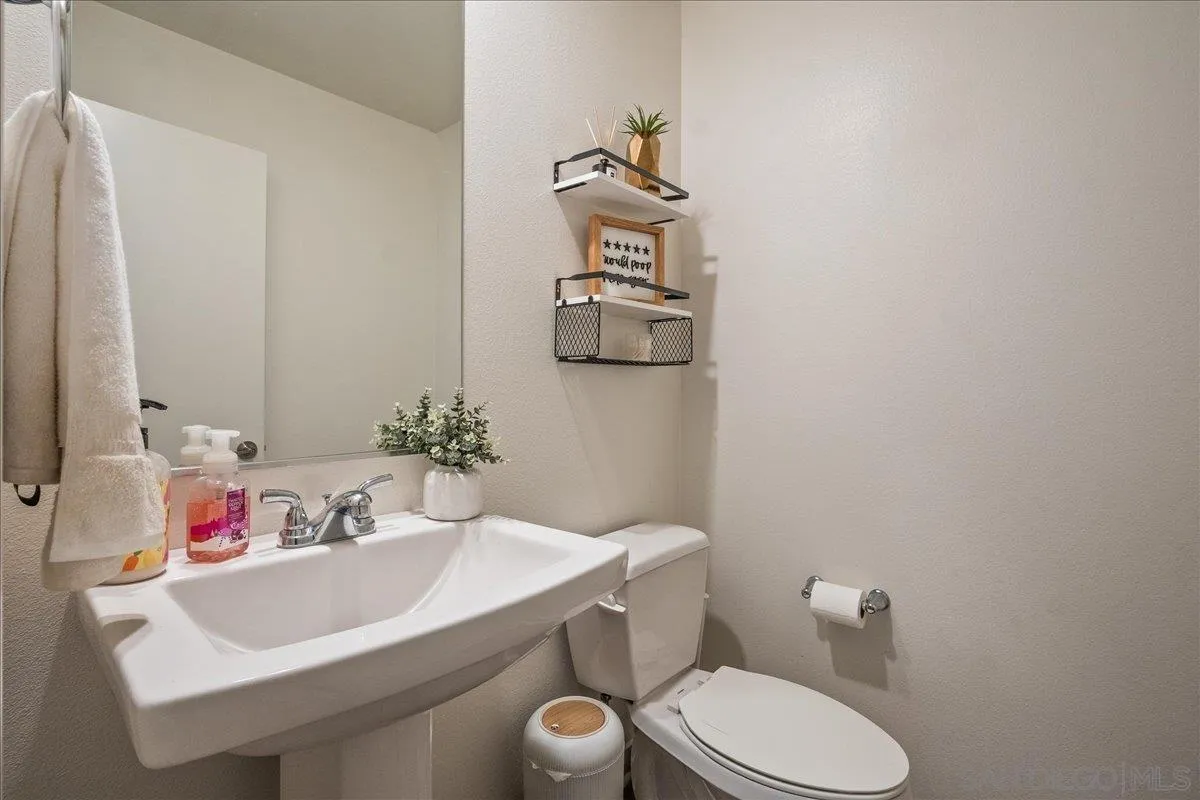 5464 Shorefront Dr Unit 143