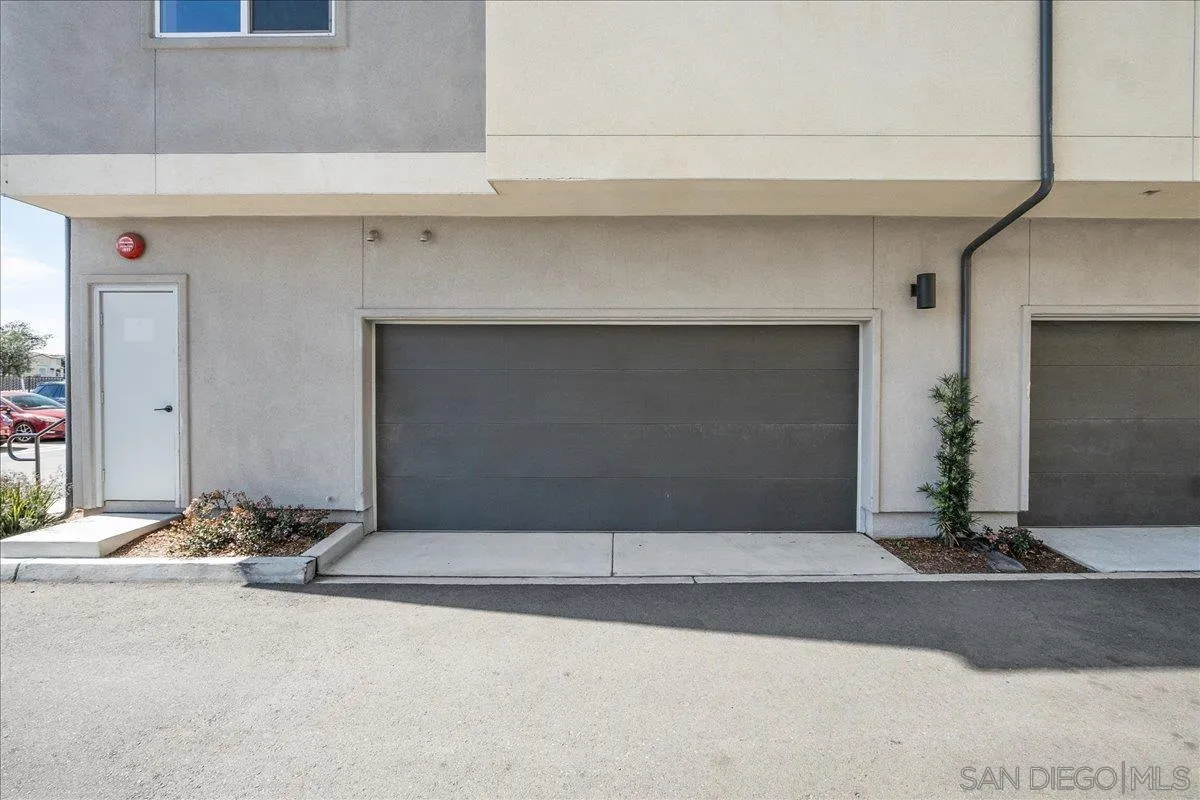 5464 Shorefront Dr Unit 143