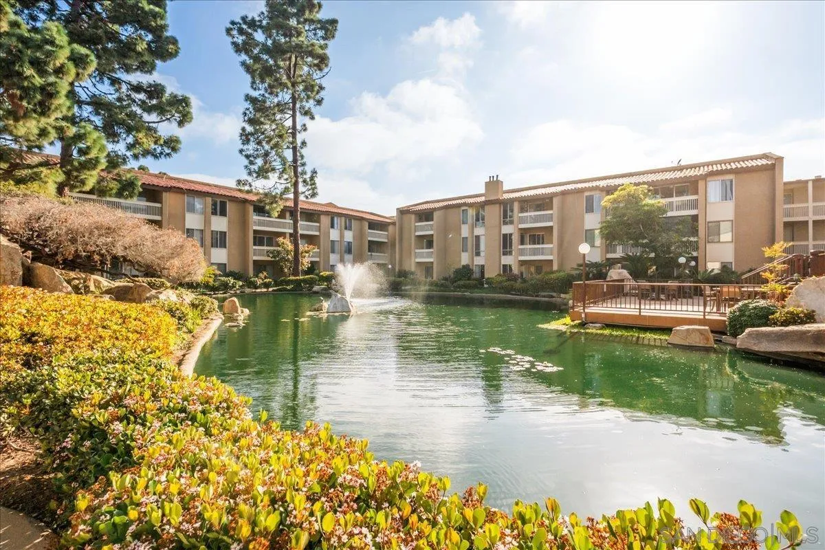 4600 Lamont Unit 224