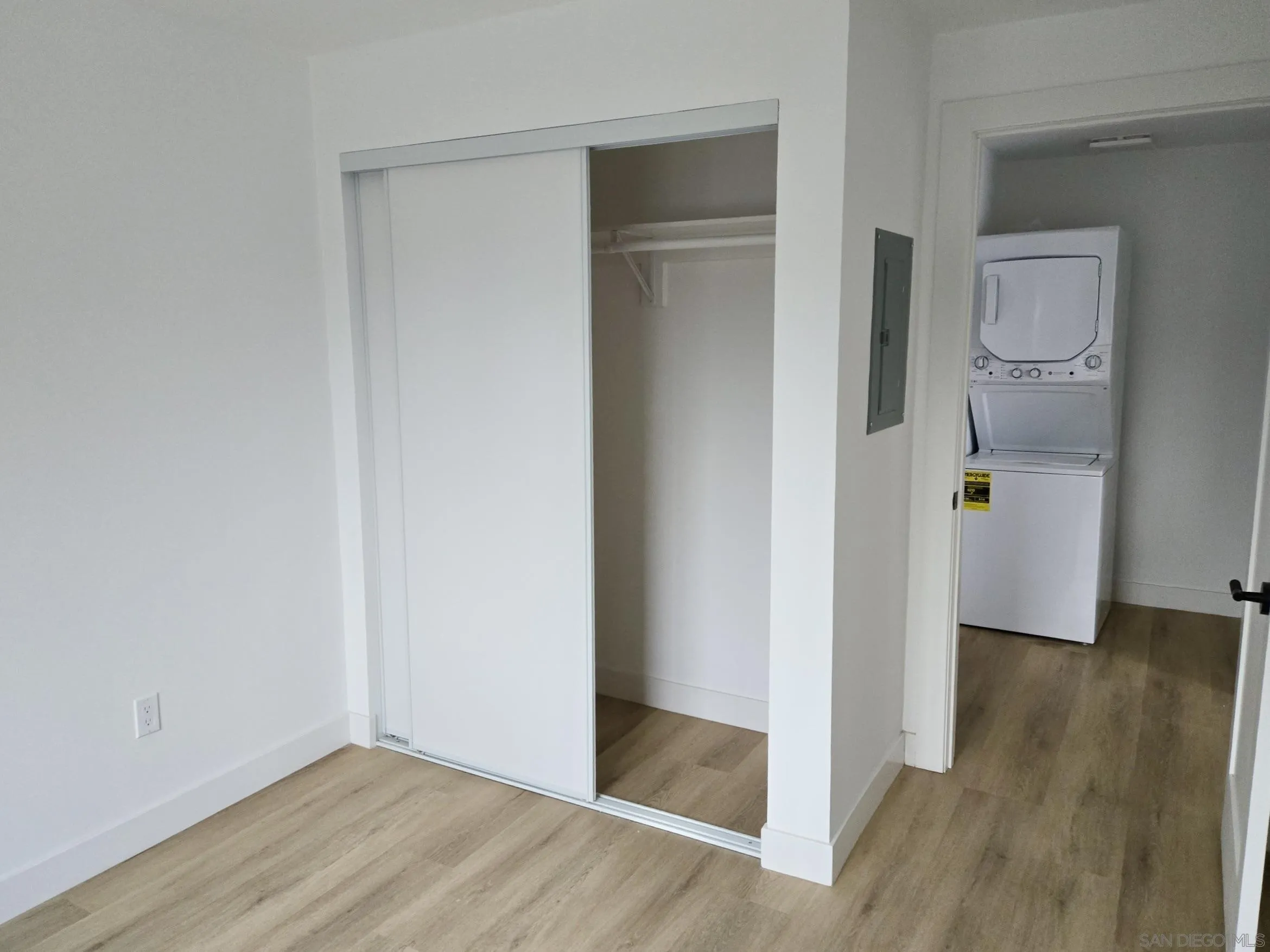 1086 7th St Unit 999