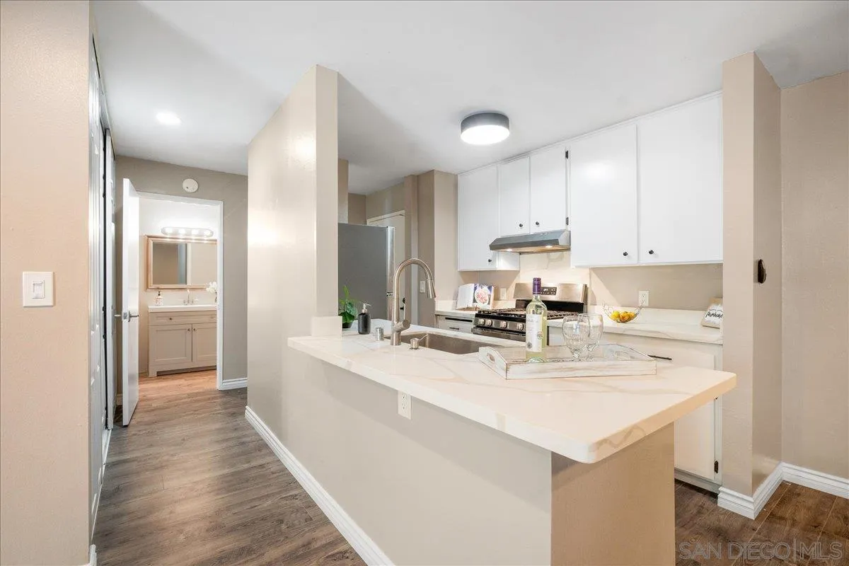 1621 Hotel Circle South Unit E217