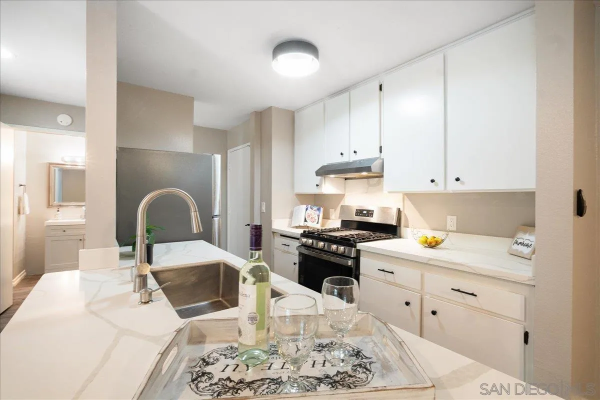 1621 Hotel Circle South Unit E217