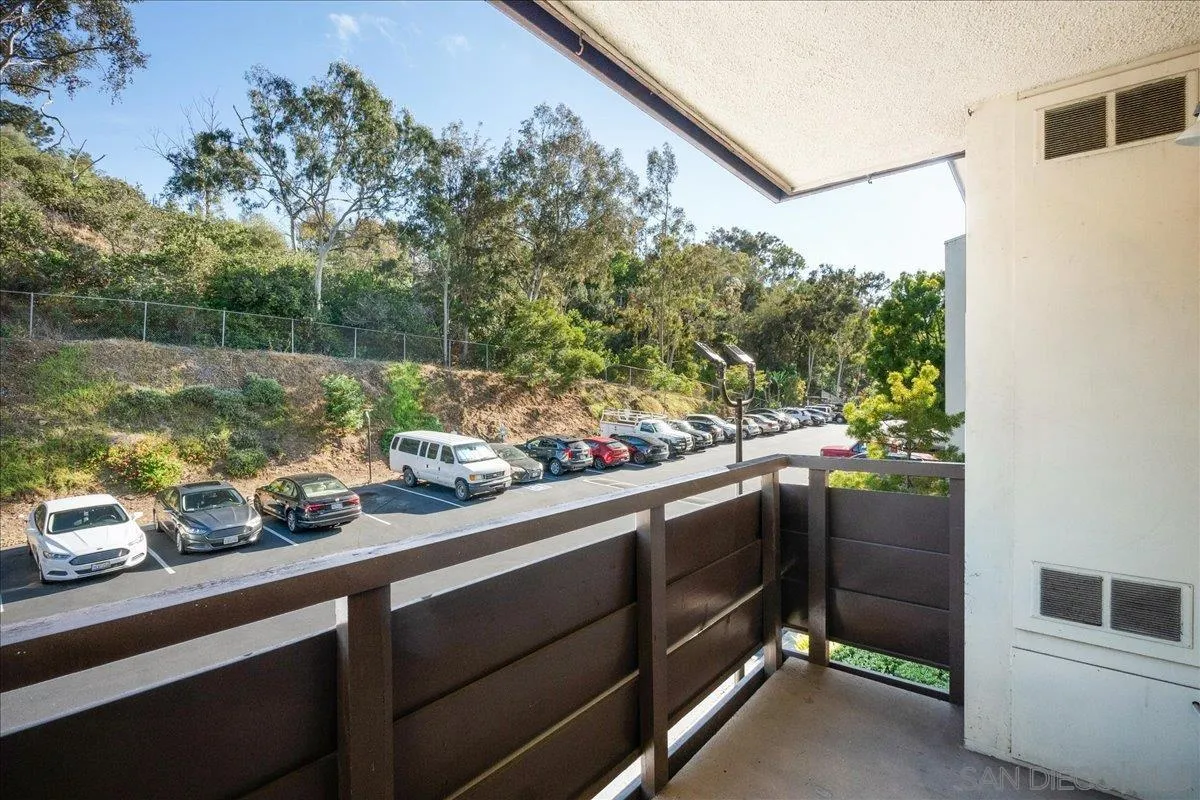 1621 Hotel Circle South Unit E217