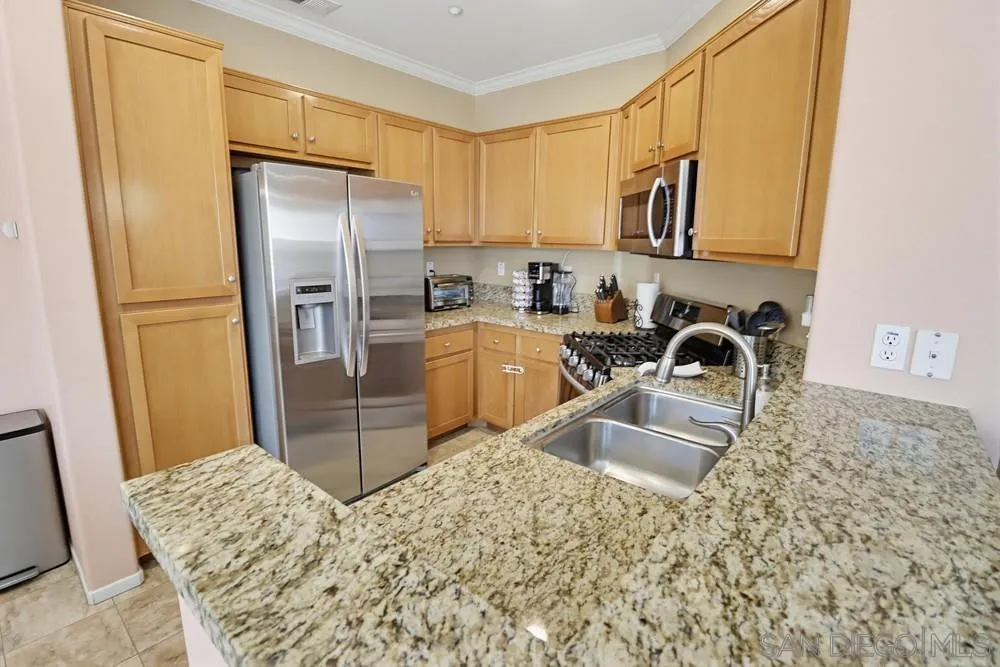 2318 Gardenia
