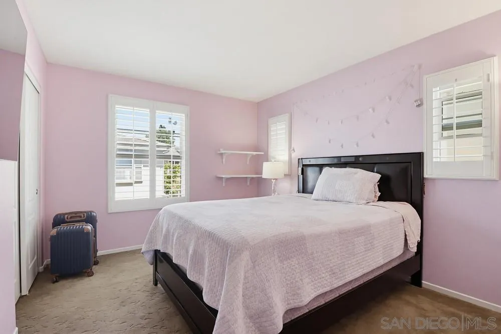 2318 Gardenia
