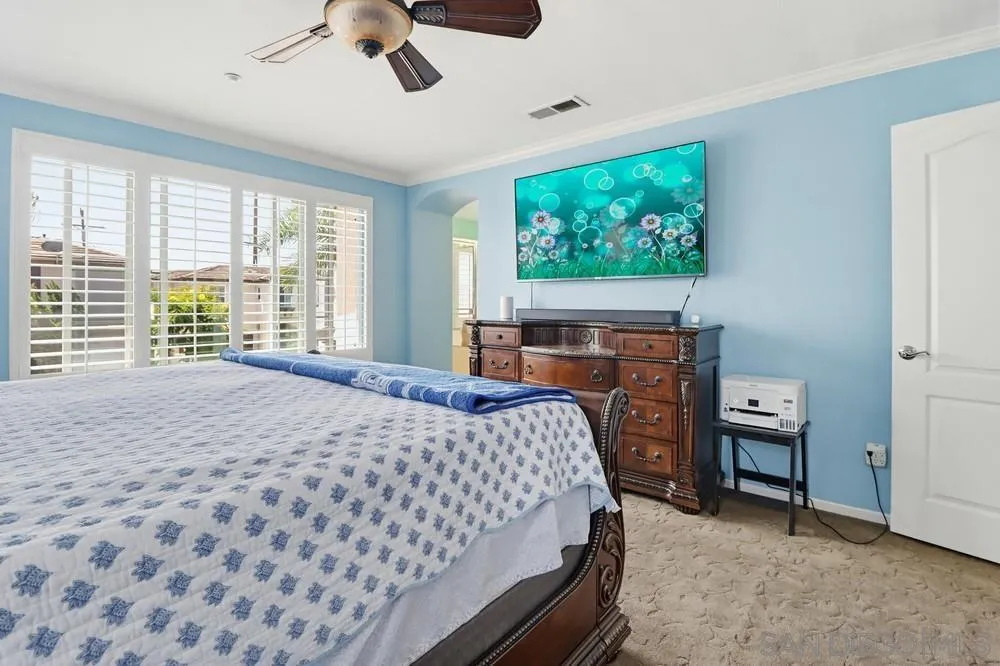 2318 Gardenia